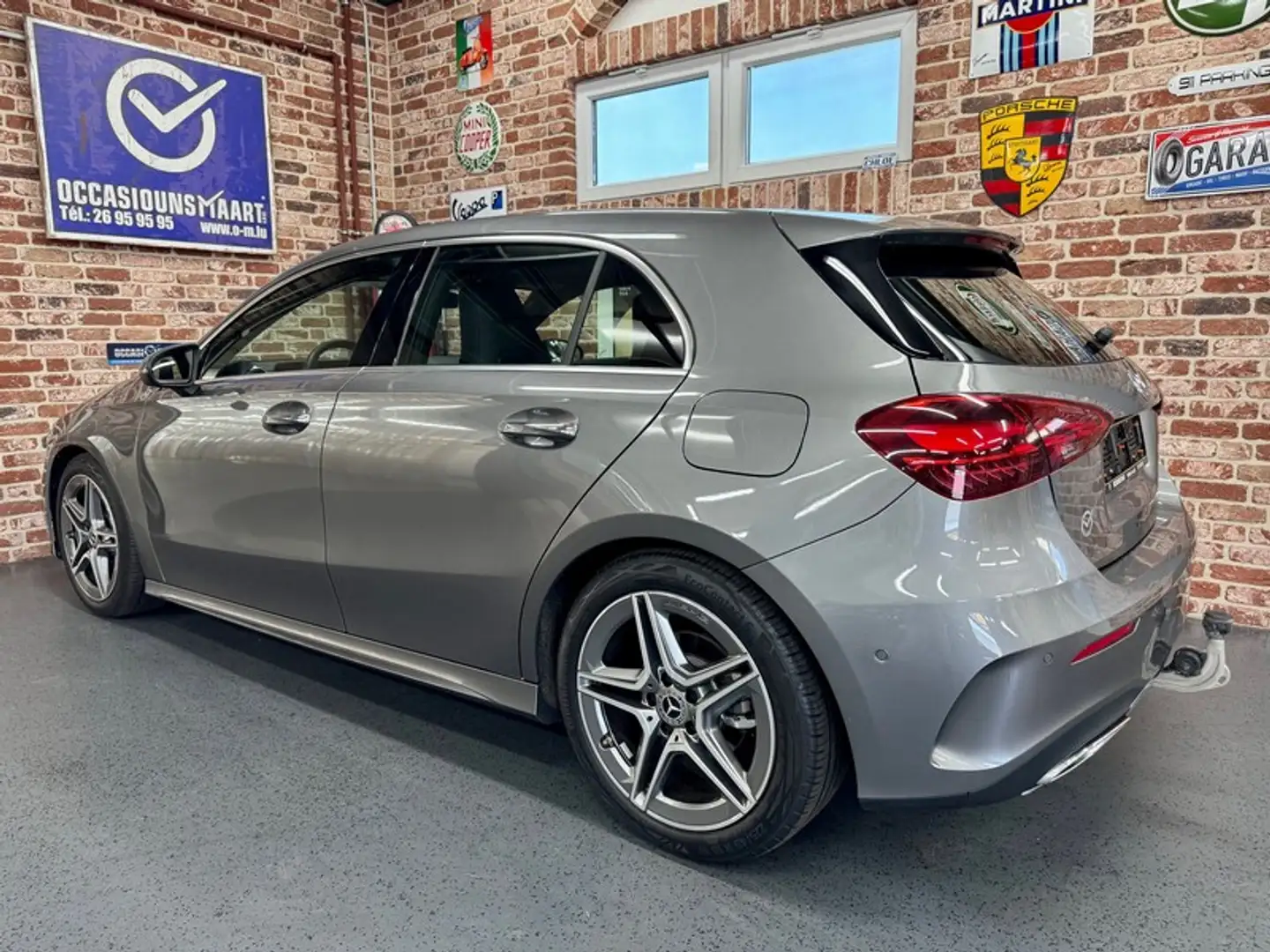 Mercedes-Benz A 200 A 200d 2.0 150cv Auto AMG-LINE SiègCh / Navi Gris - 2