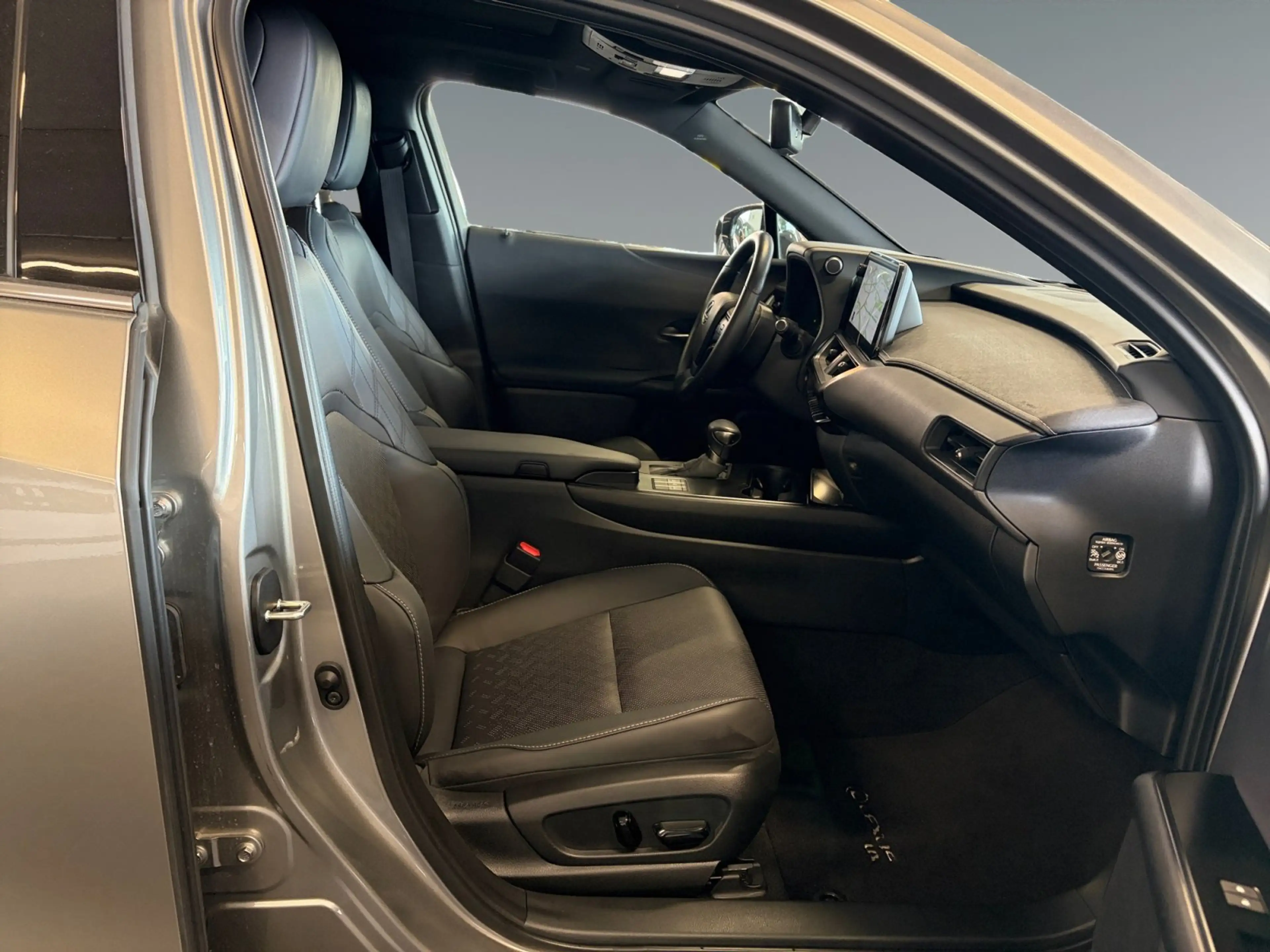Lexus UX 250h Executive CARPLAY/NAVI — photo 16