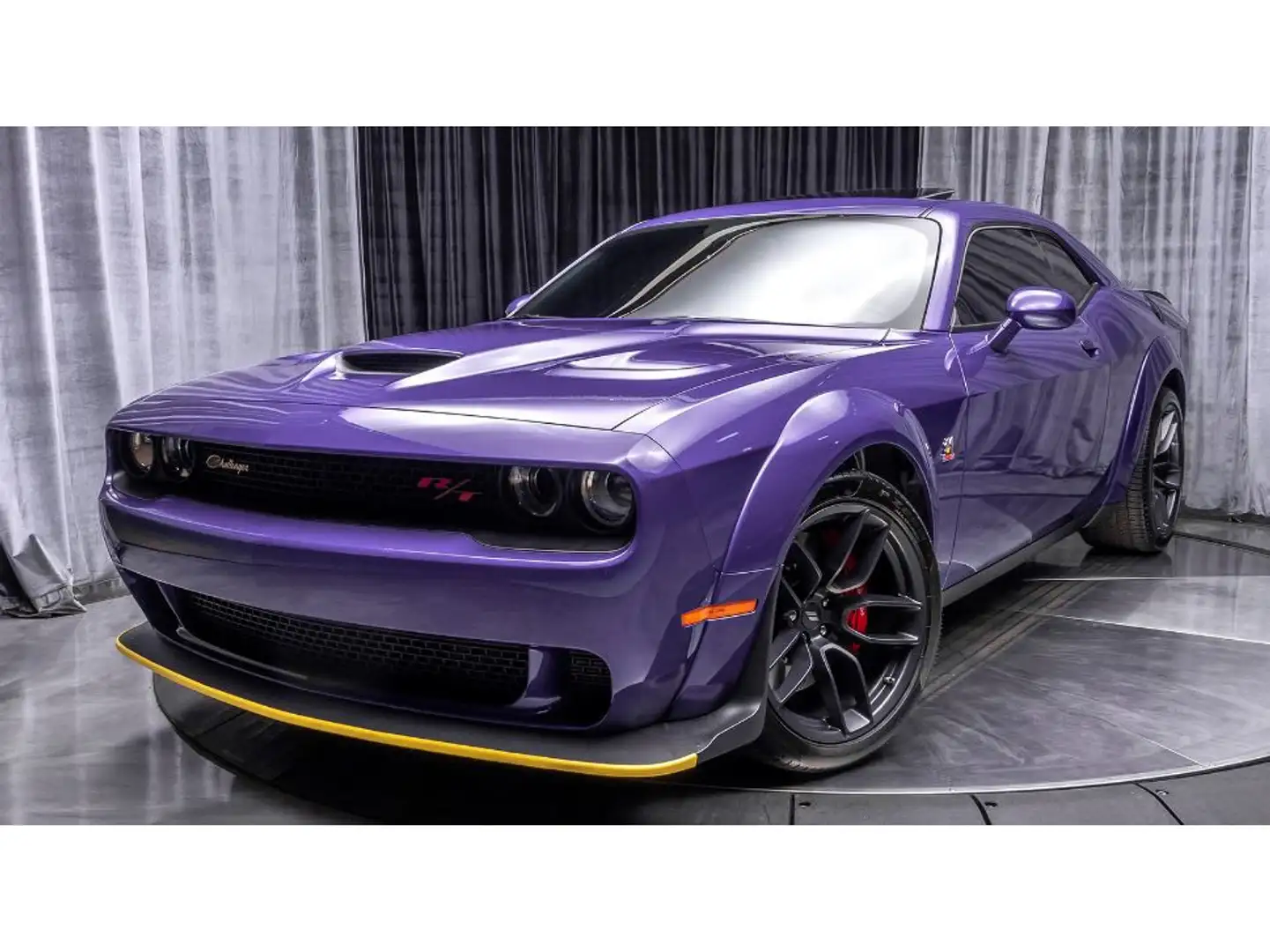 Dodge Challenger R/T Scat Pack 6.4 Widebody Last Ca Violet - 1
