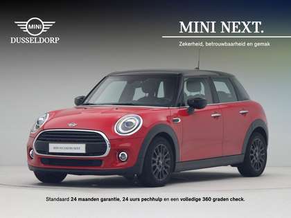 MINI Cooper 5-deurs Pepper Aut.