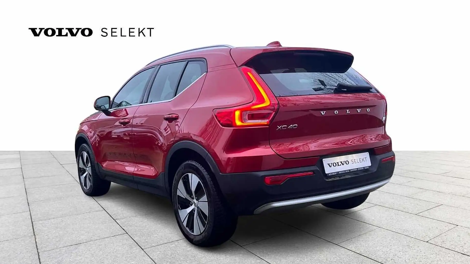 Volvo XC40 Recharge Bright Plus, T4 plug-in hybrid Rouge - 2
