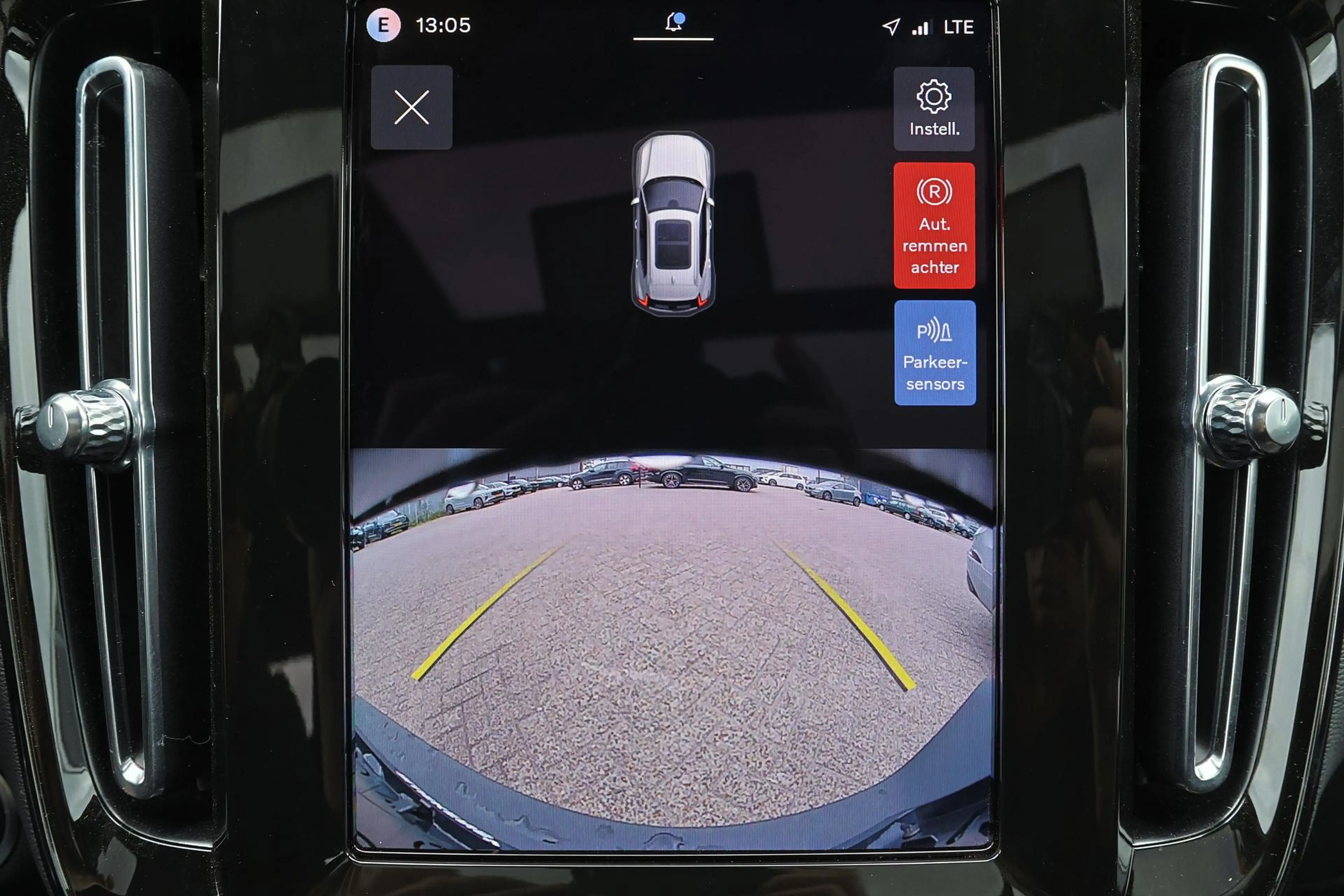 Volvo XC40 B4 Plus Dark - Panorama/schuifdak - IntelliSafe As — photo 8