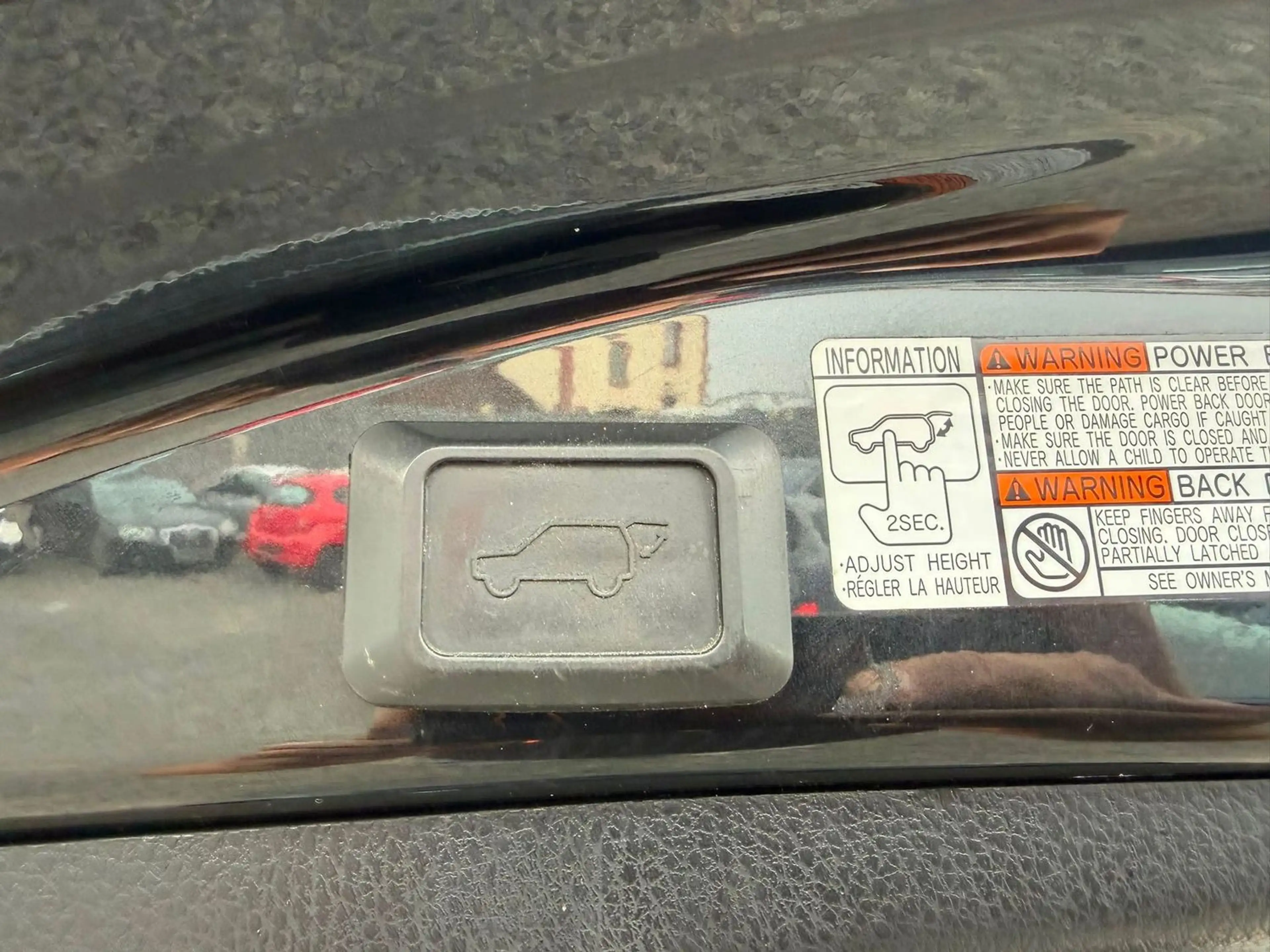 Toyota RAV 4 Hybrid Executive aus Rentnerhand Navi Leder Kamer — photo 25