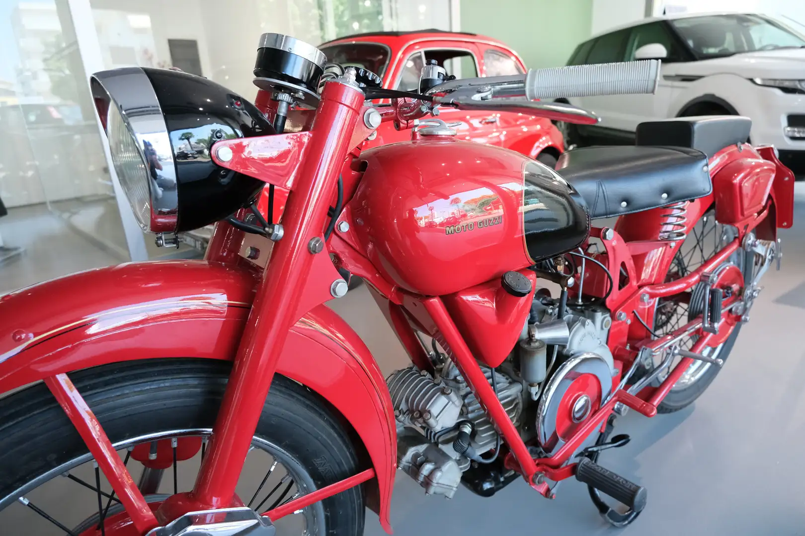 Moto Guzzi Airone Moto Guzzi 250 Rouge - 1