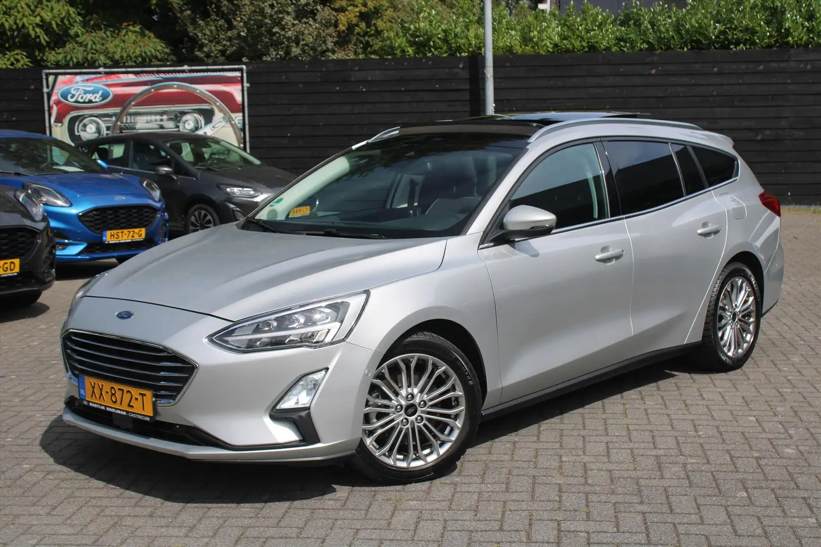 Ford Focus 1.0 EcoBoost 125pk Titanium Business, Driver Assis Gris - 1