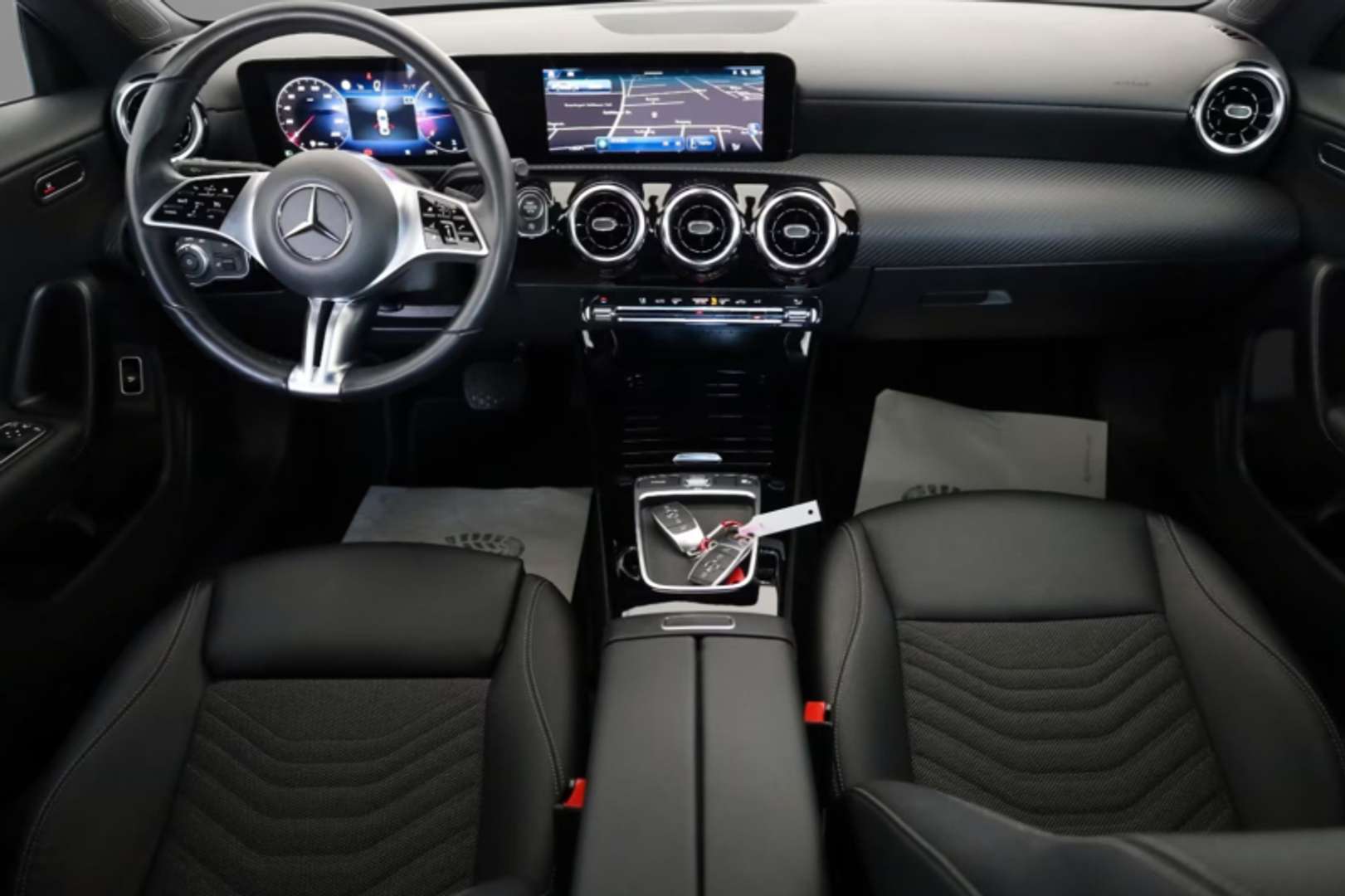 Mercedes CLA 200 Premium Plus -  - Joinsteer - #4