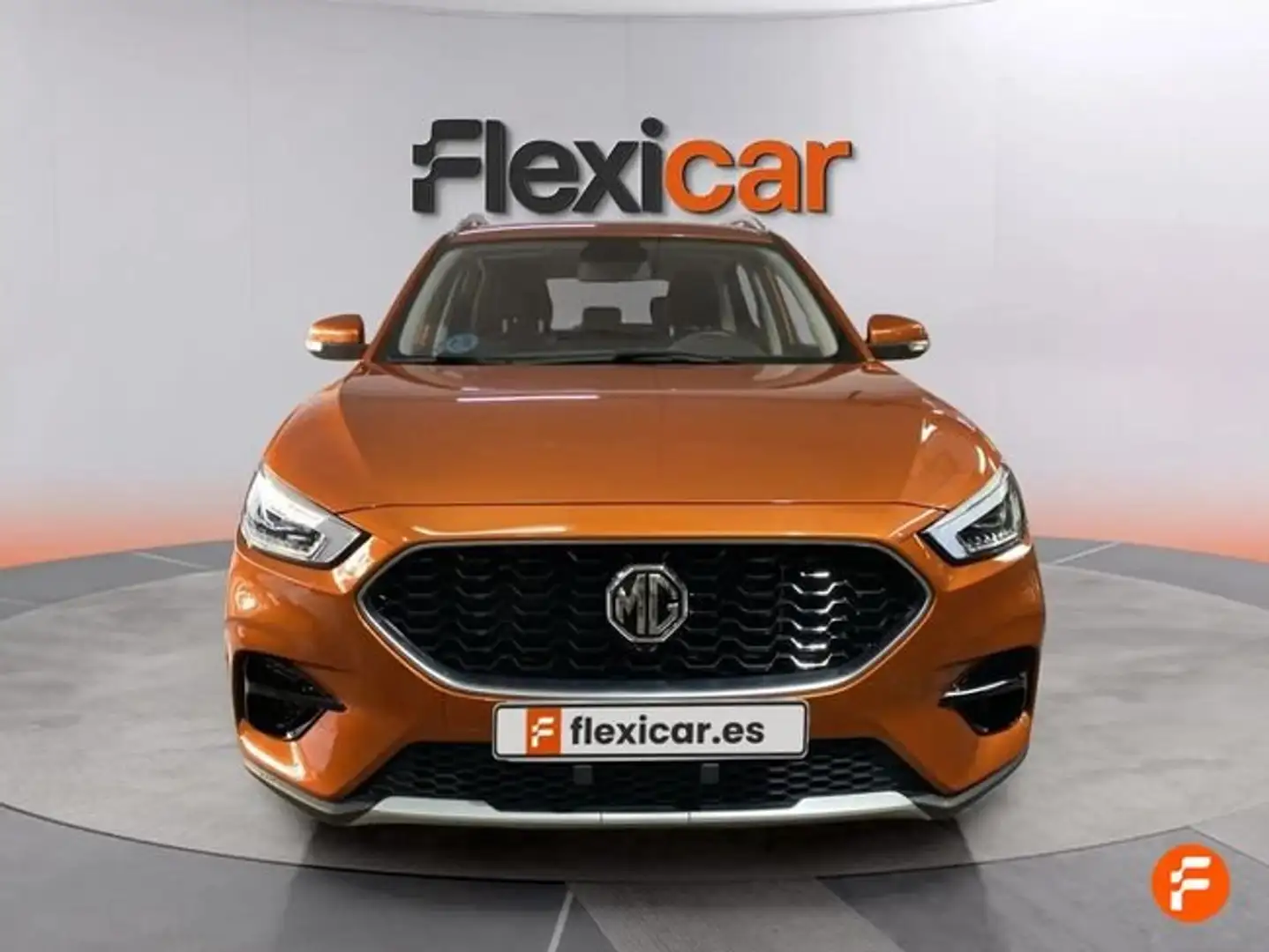 MG ZS 1.5 Comfort Naranja - 2