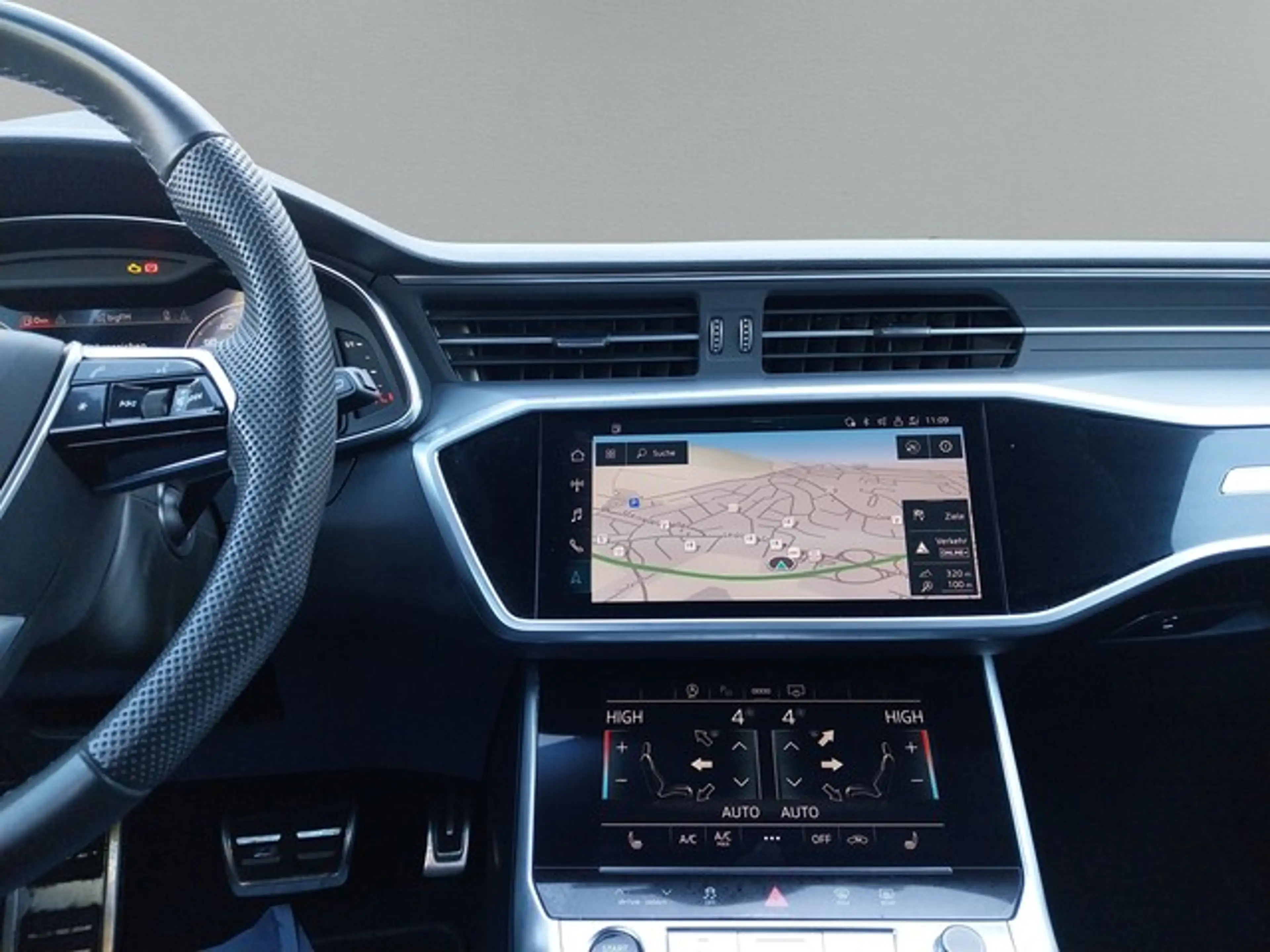 Audi A6 Avant S line 45TFSI quattro Matrix Navi 21" — photo 12