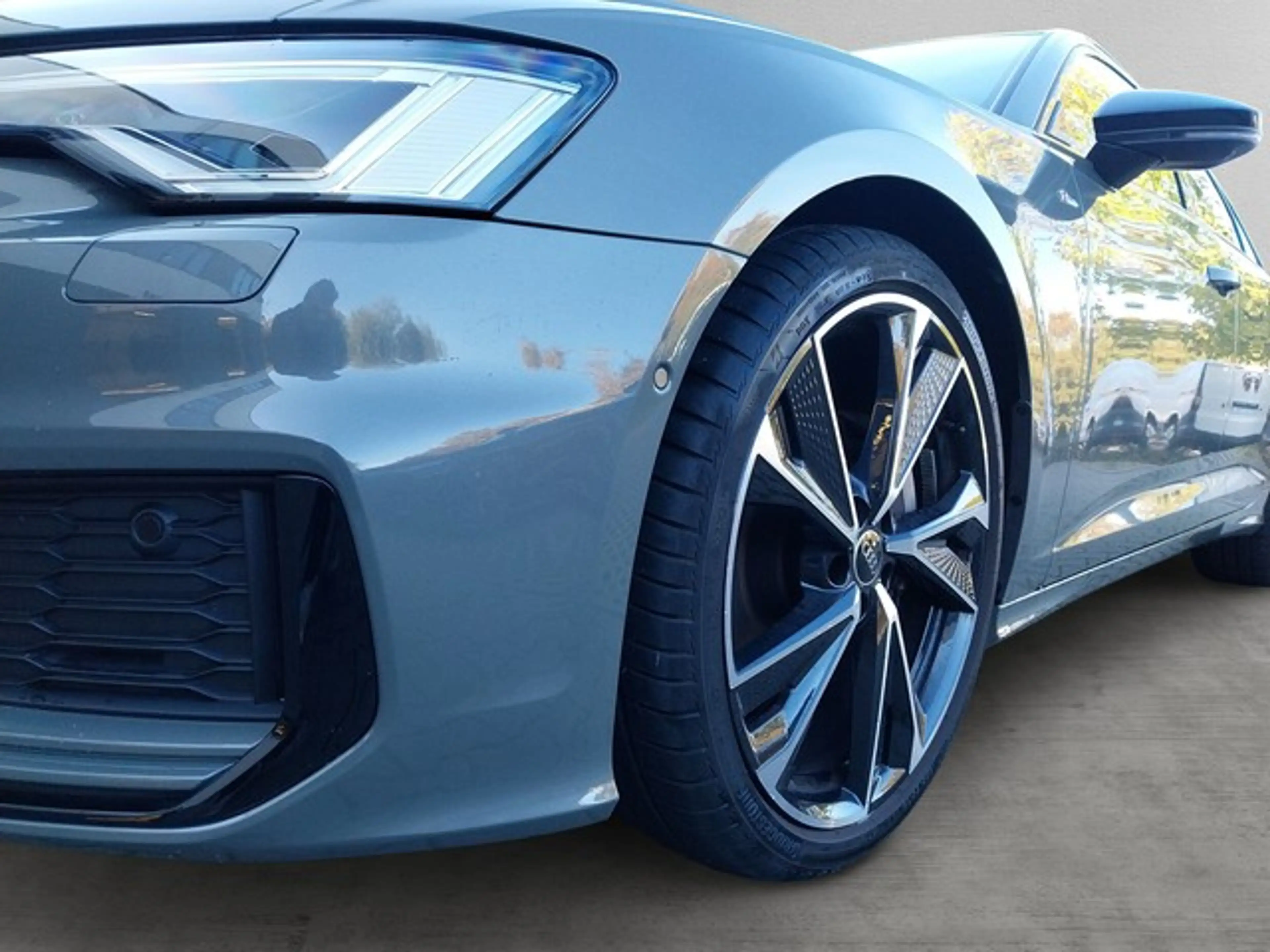 Audi A6 Avant S line 45TFSI quattro Matrix Navi 21" — photo 6