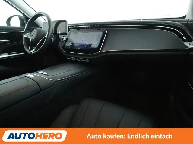 Mercedes-Benz 300 view 13