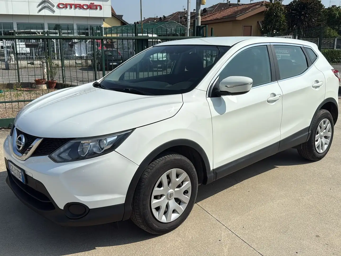 Nissan Qashqai Qashqai 1.2 dig-t Acenta 115cv Weiß - 1