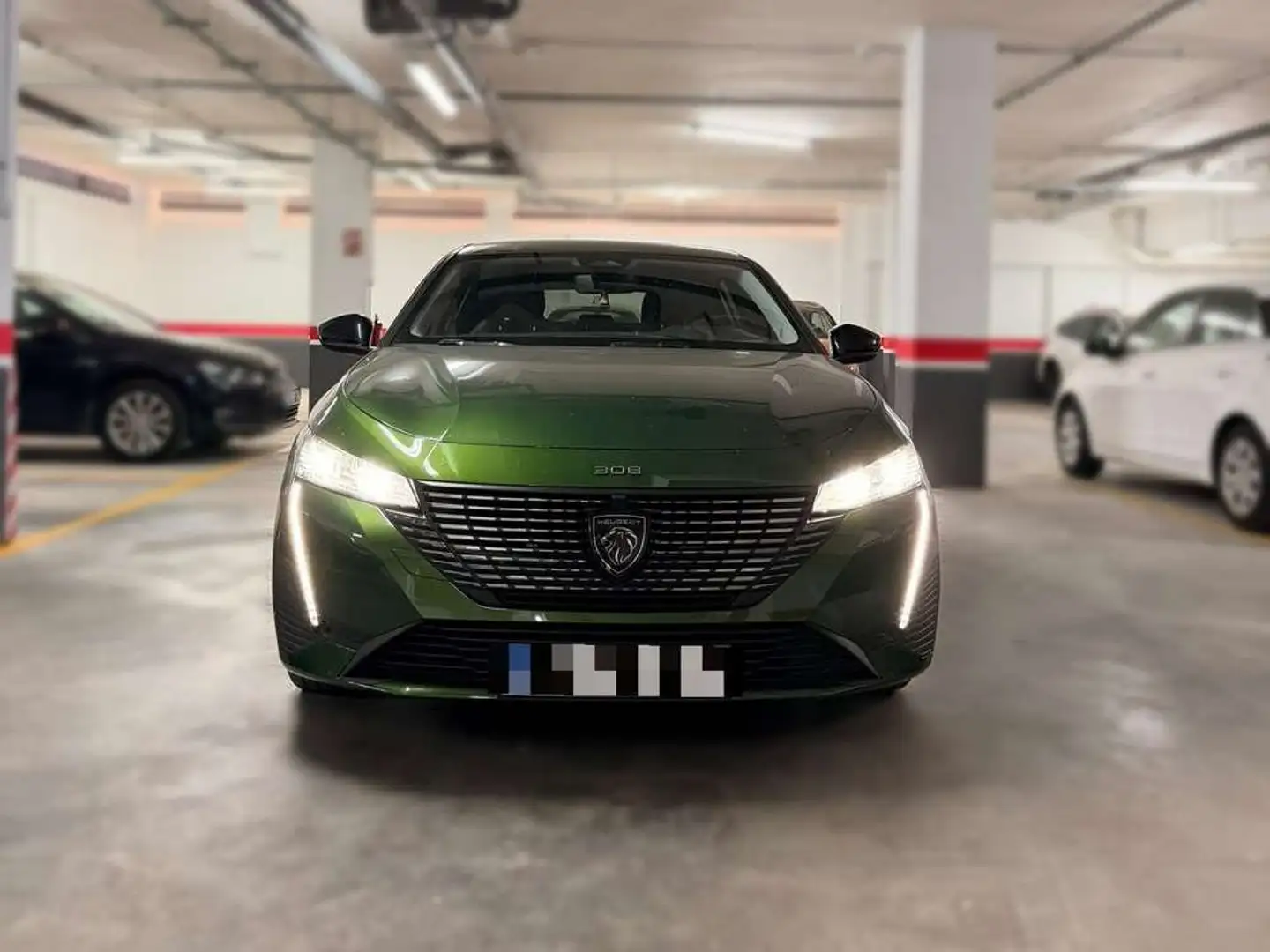 Peugeot 308 1.2 PureTech S&S Allure Pack 130 Verde - 2