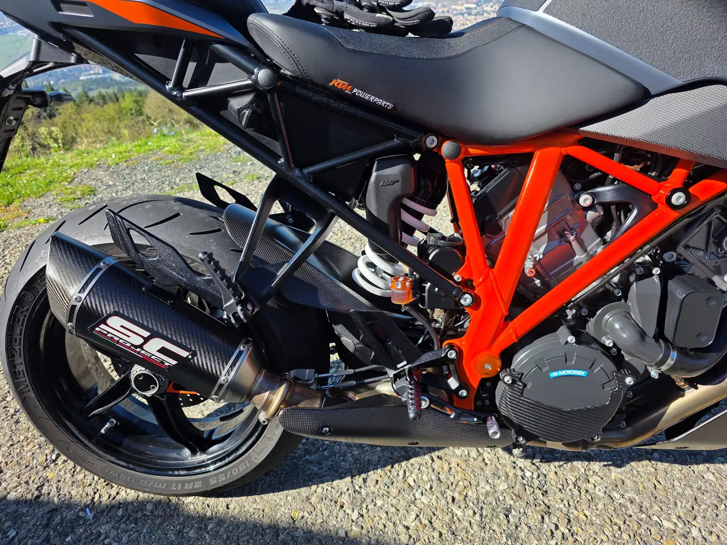 KTM 1290 Super Duke GT KTM 1290 Super Duke GT 2022 Arancione - 2