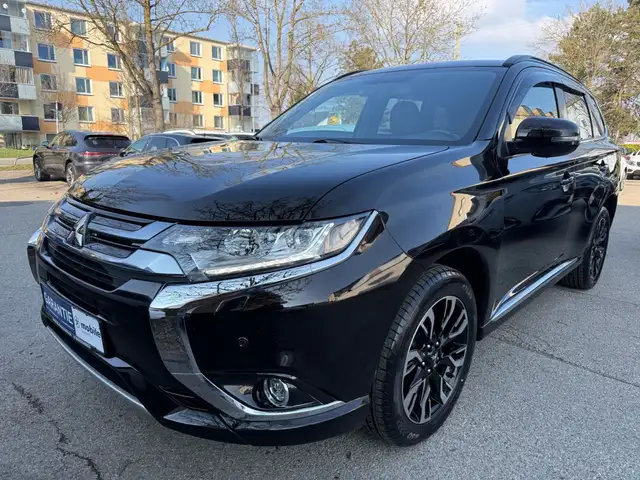 Mitsubishi Outlander PHEV "Plus" 4WD/LED/KAMERA/DAB/AHK/WR