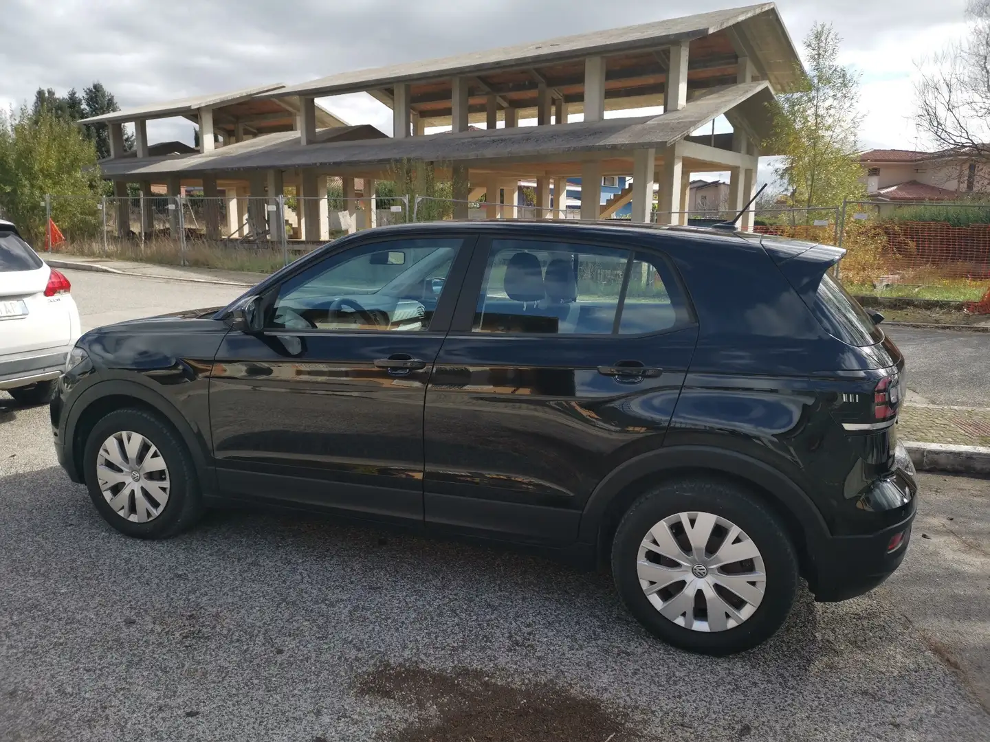 Volkswagen T-Cross 1.0 tsi Urban 95cv - 2