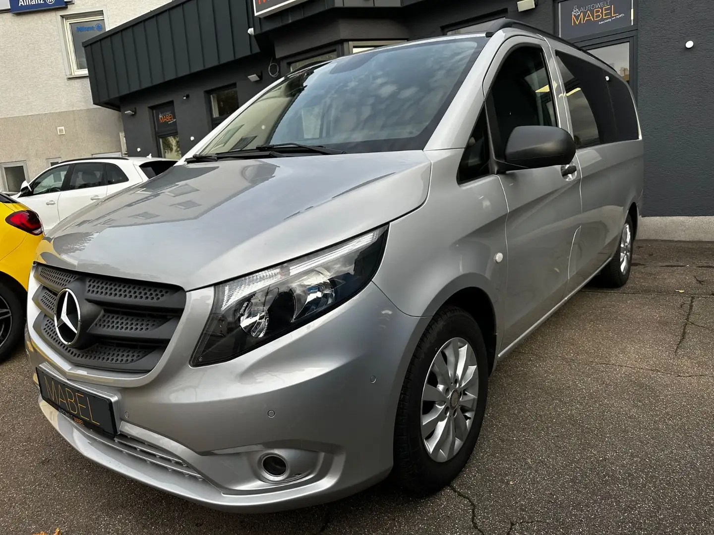 Mercedes-Benz Vito Tourer 116 CDI 2.2 Select lang +AHK+9SITZ+ Silber - 1