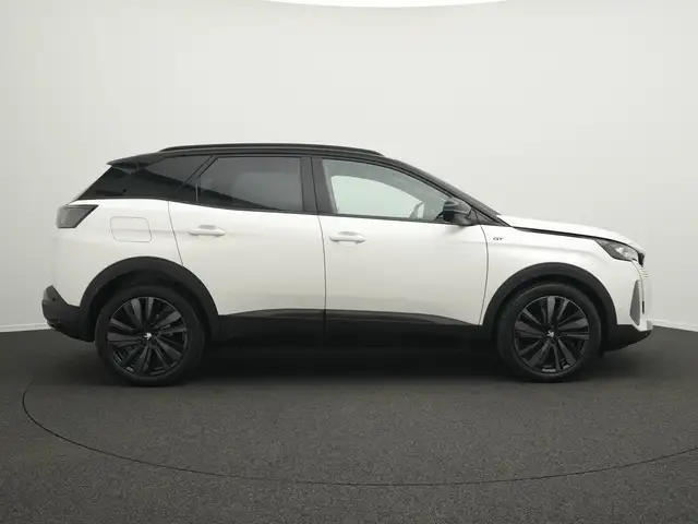 Peugeot 3008 view 5