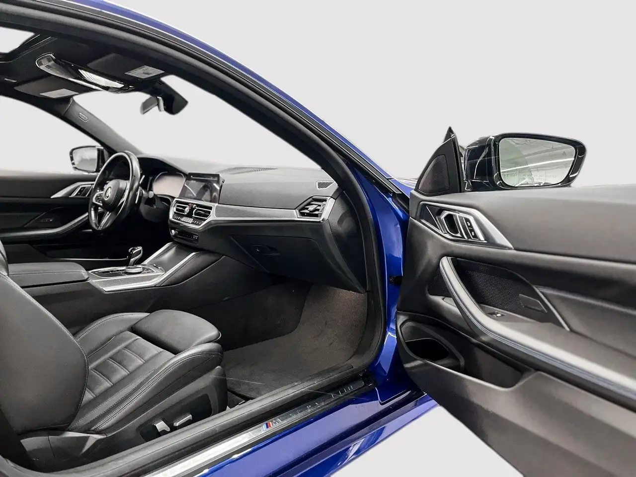 BMW 4 Series снимка BMW 4 Series