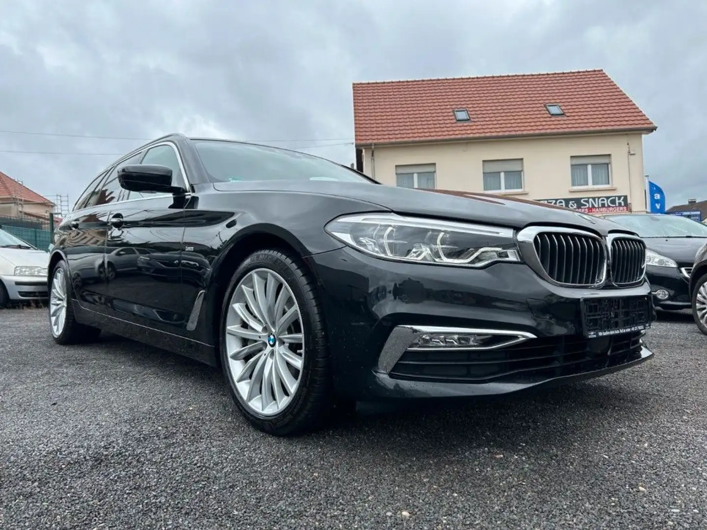 BMW 540 i xDrive STANDHZ + HUD + ACC + PANO Schwarz - 1