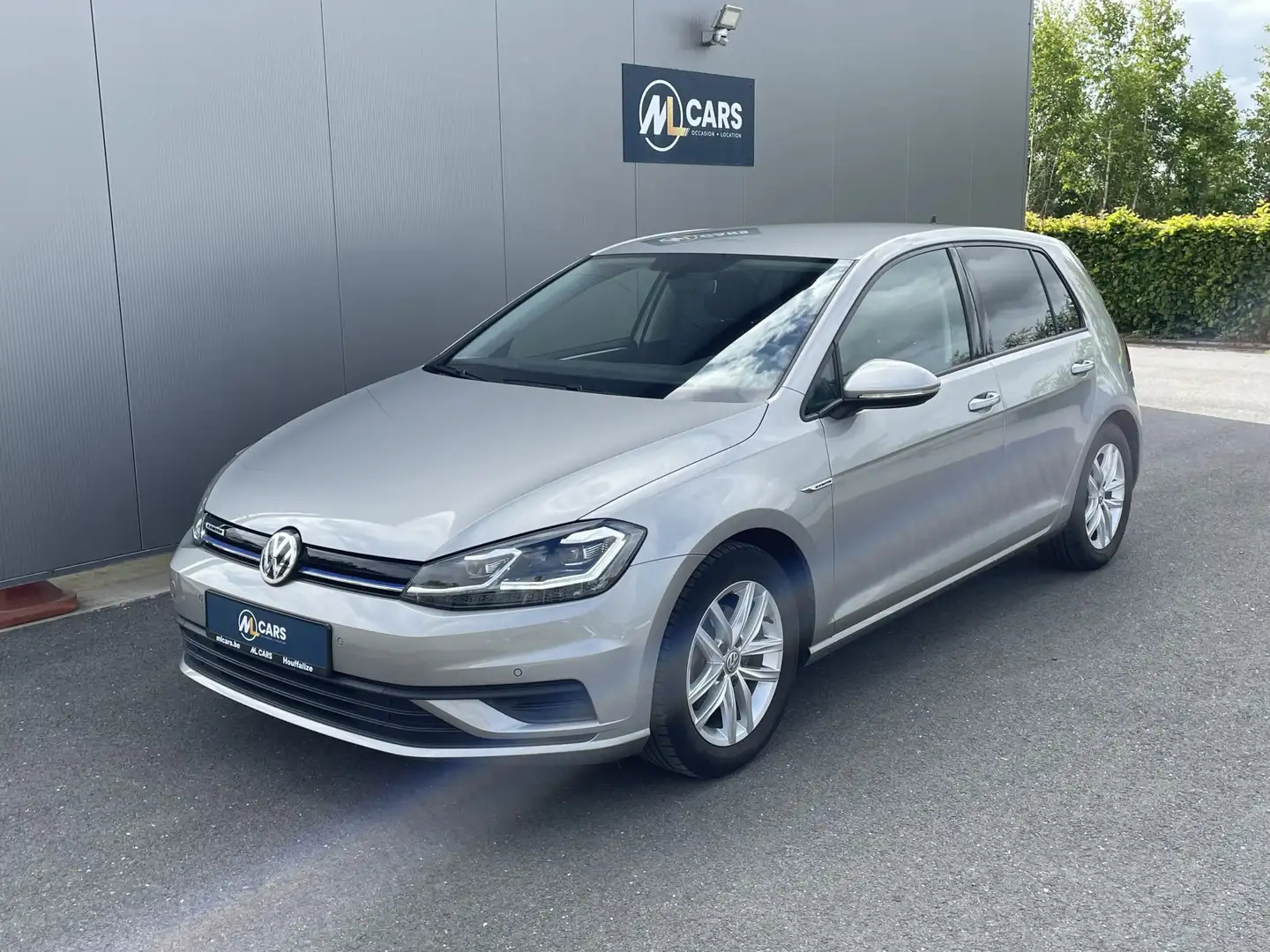 Volkswagen Golf 1.5 TSI 130 Gris - 2