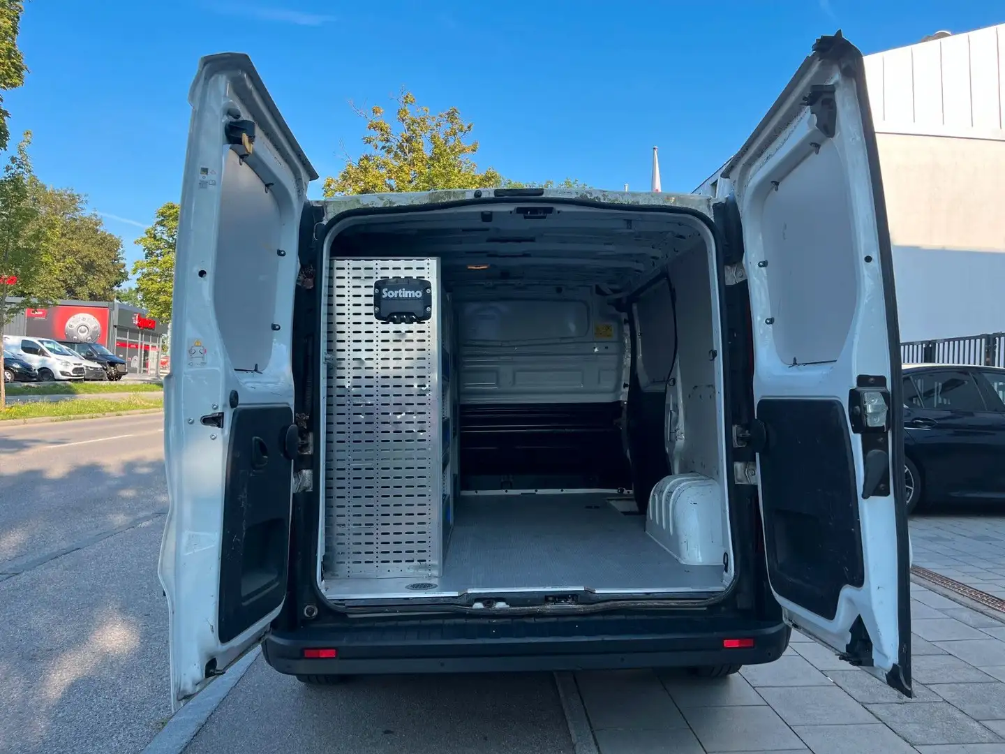 Opel Vivaro B Combi Kasten SORTIMO REGALE/PDC/EURO6 Weiß - 1