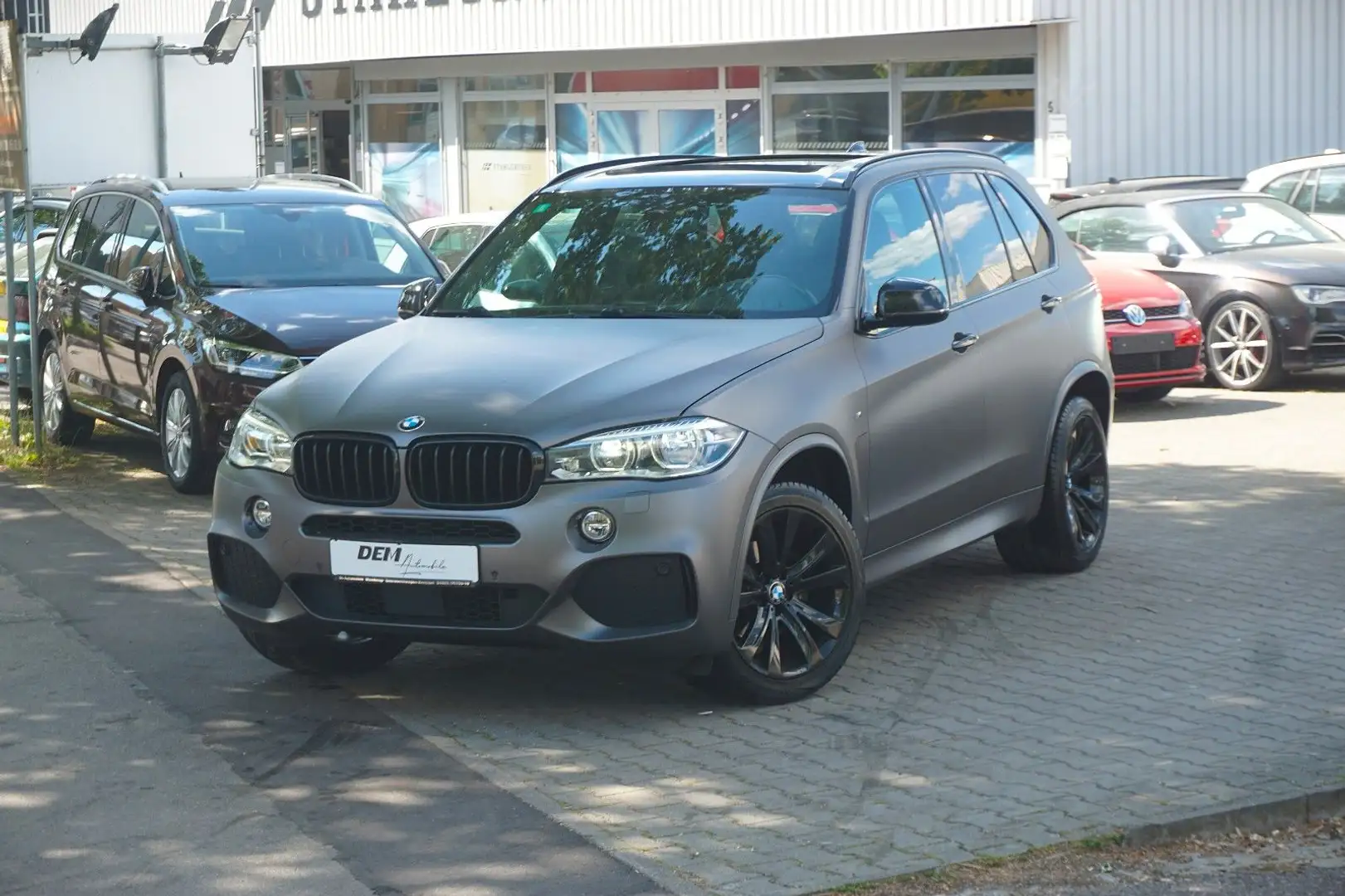 BMW X5 xDrive 30 d / M-Paket / Pano / HUD /Grau-Matt Noir - 1