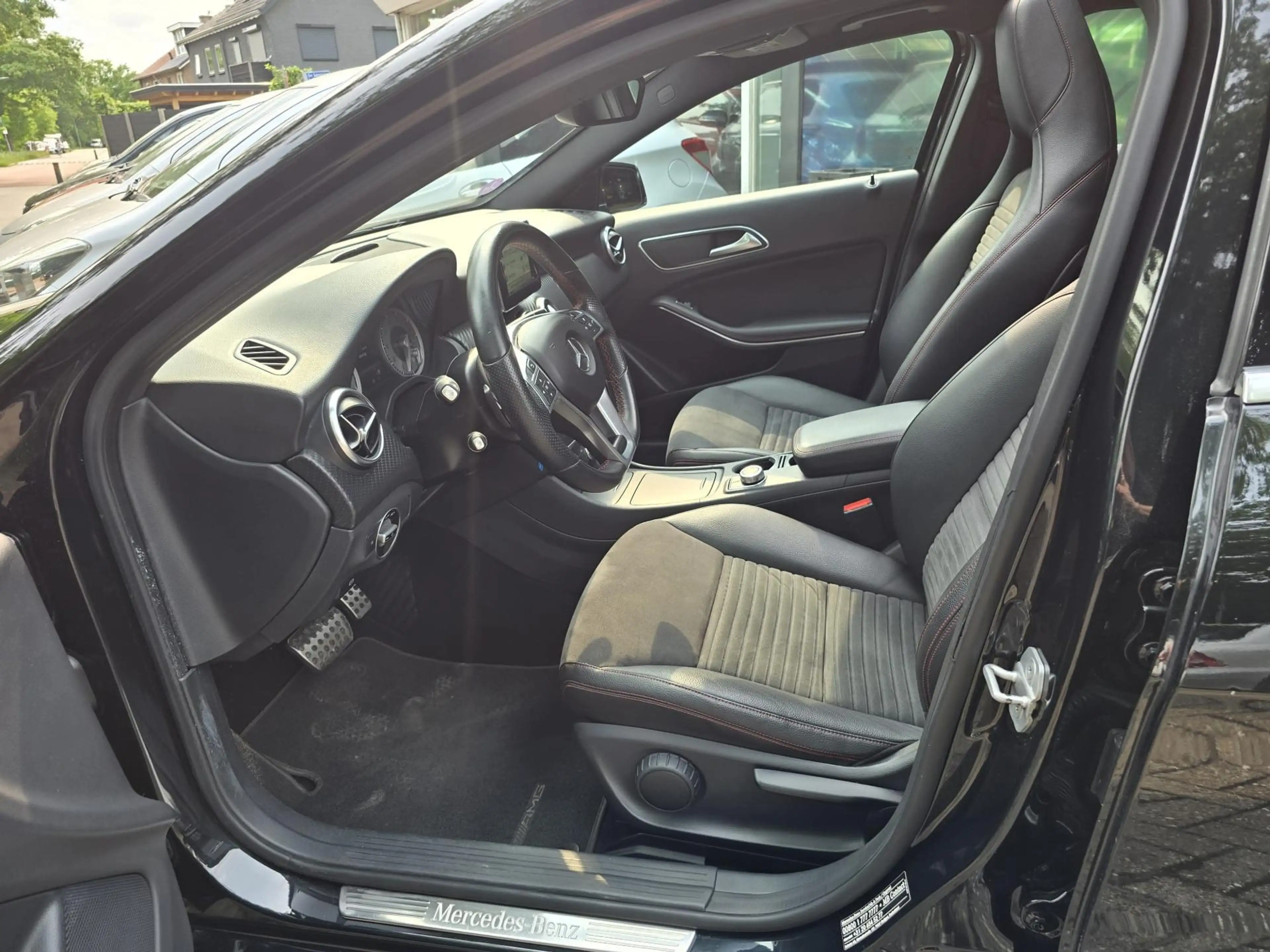 Mercedes-Benz A 180 Ambition | AUTOMAAT | 3/6 OF 12MND GARANTIE | NAVI — photo 20
