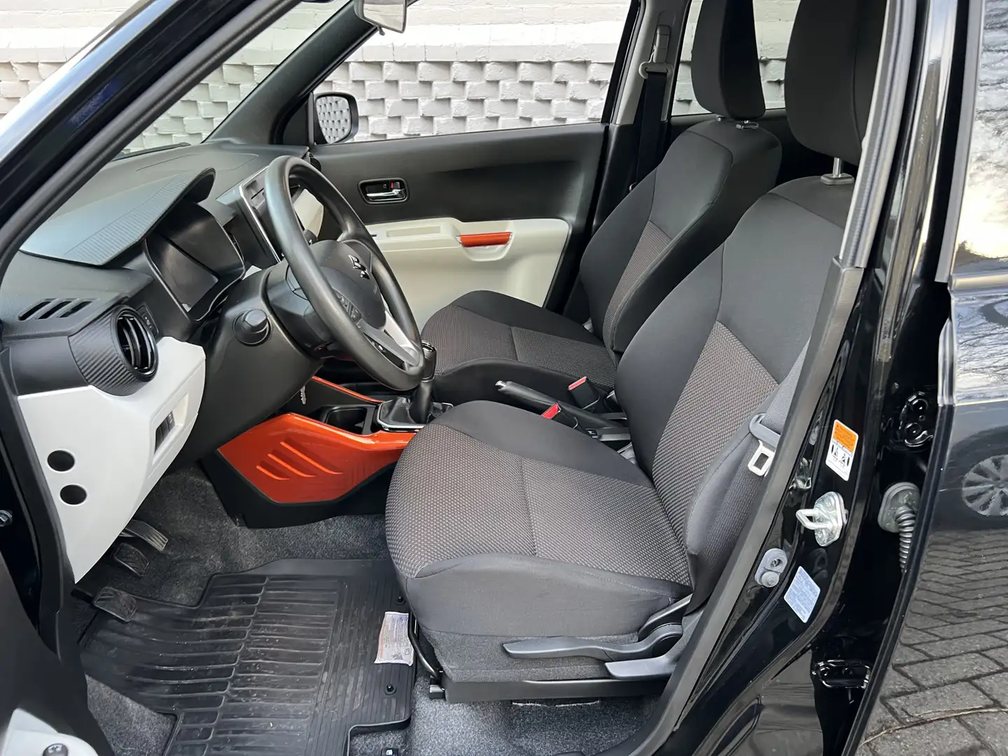 Suzuki Ignis 1.2 Select Smart Hybrid Carplay Slechts 34.000km Negro - 2