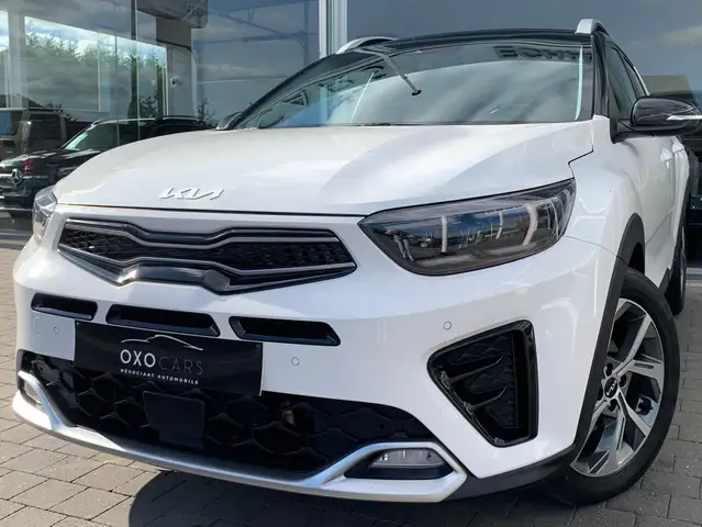 Kia Stonic 1.0 Turbo GT Line 100CV / Black Edition / Gps / CarPlay / Phares LED / Camera / Angles Morts / Lane Assist / Cruise