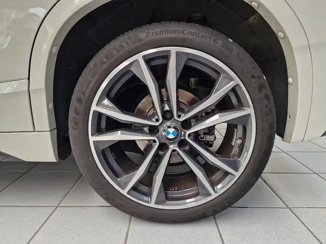 BMW X2 view 9