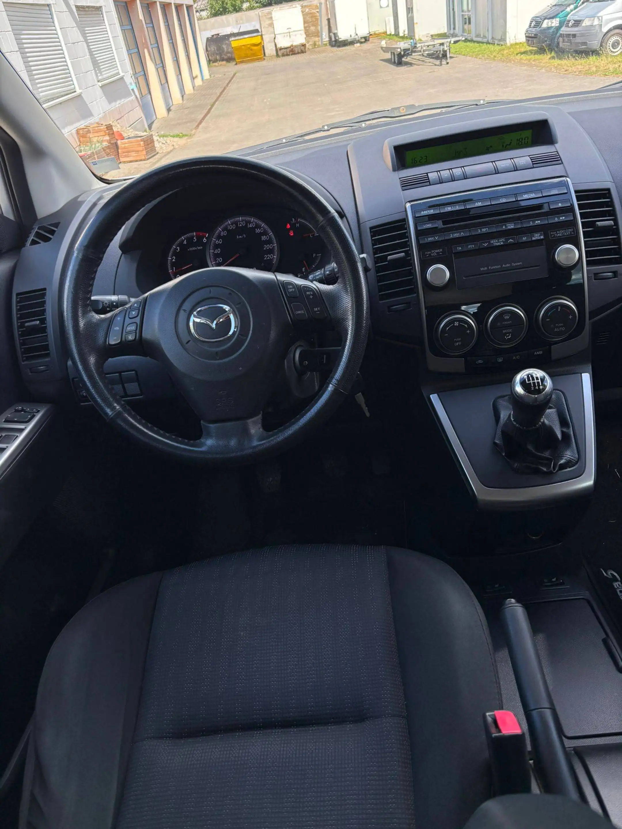 Mazda 5 2.0 CD Active*SITZHEIZUNG*ALU*TEMPOMAT*LEDERLENKRAD* — photo 13