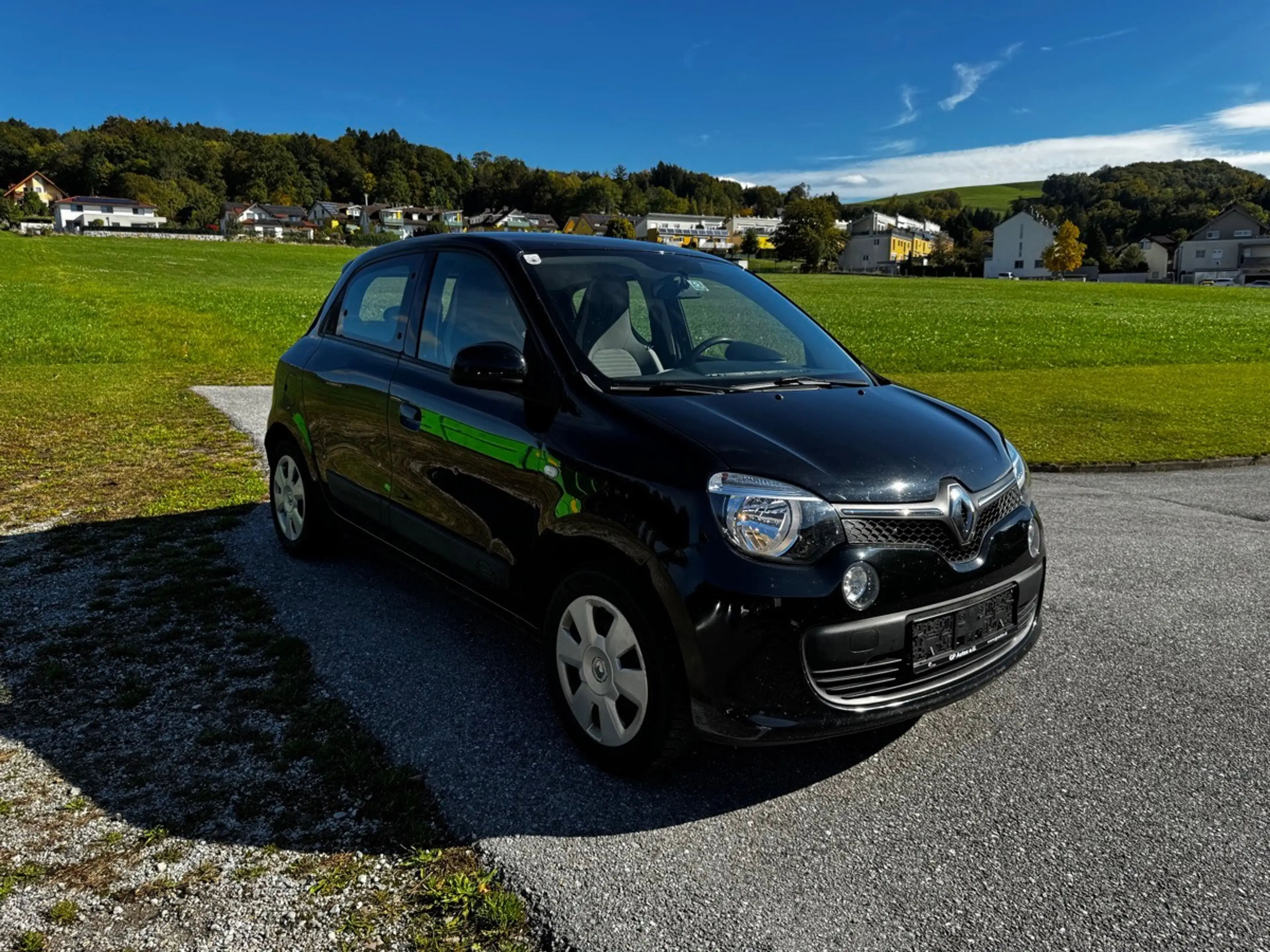 Renault Twingo 1,0 - Erstbesitz, gute Ausstattung. — photo 4