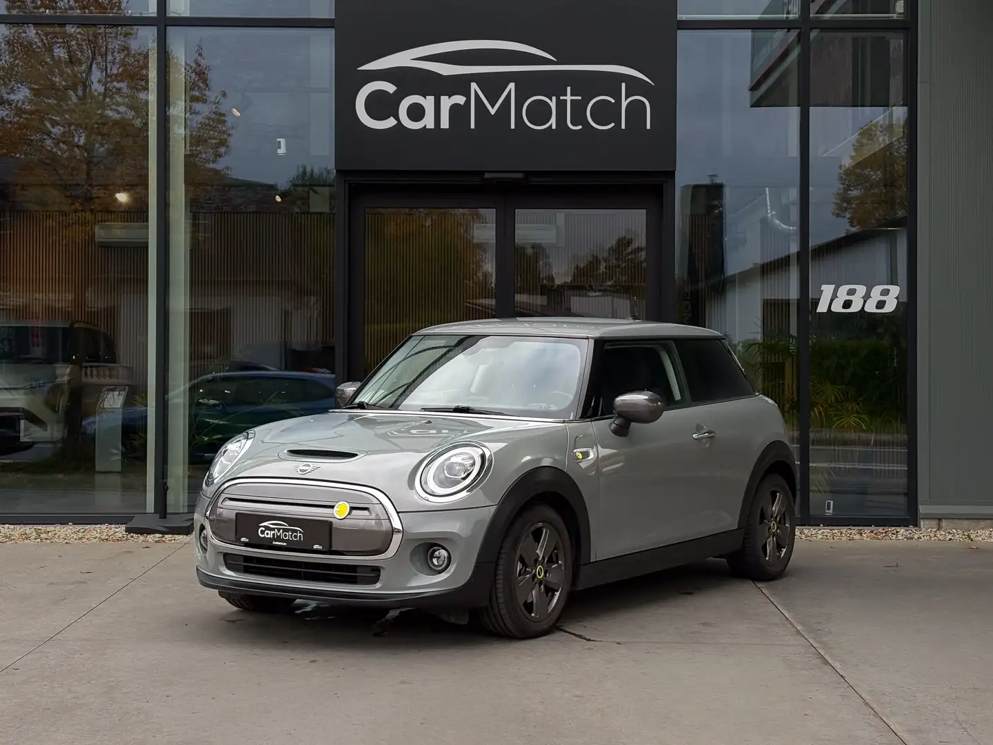MINI Cooper SE Cruise Control | CarPlay | Warmtepomp | LED Gris - 2