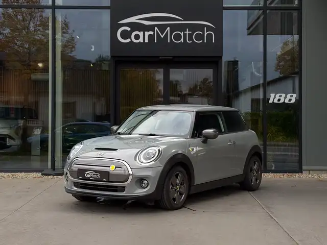 MINI Cooper SE Cruise Control | CarPlay | Warmtepomp | LED