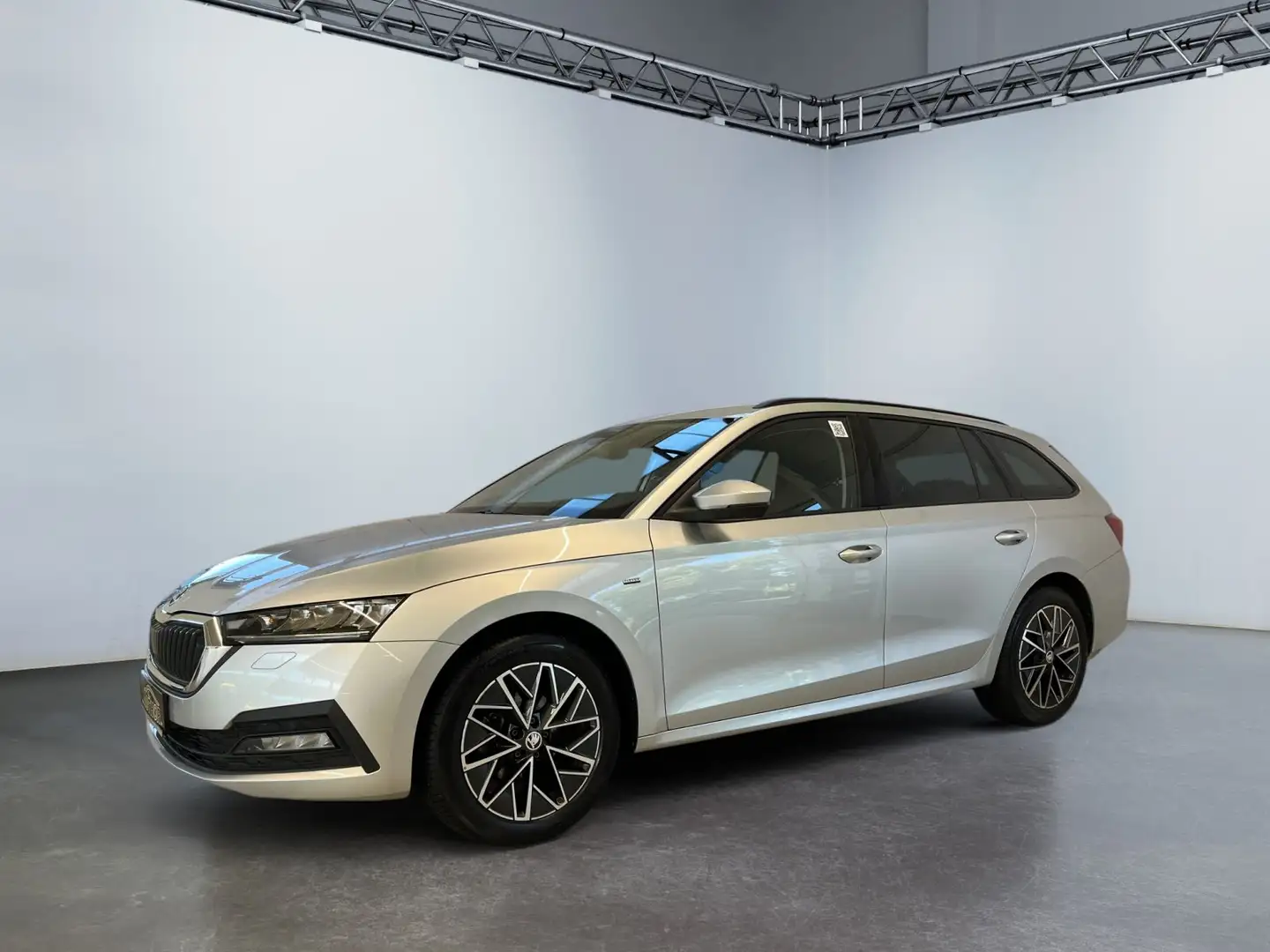 Skoda Octavia Combi Clever 1.0 TSI Abstandstempomat Silber - 2