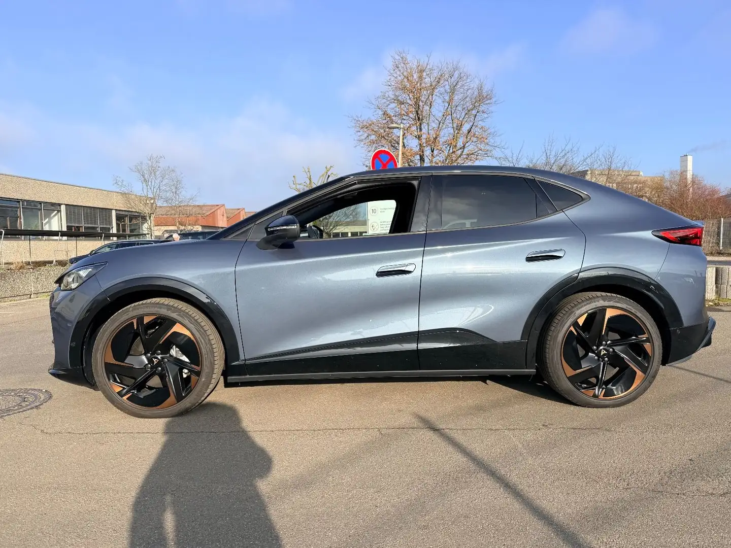 CUPRA Tavascan 250 kW 4Drive VZ - 2