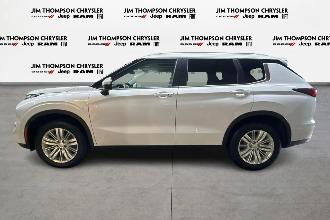 Mitsubishi Outlander снимка Mitsubishi Outlander