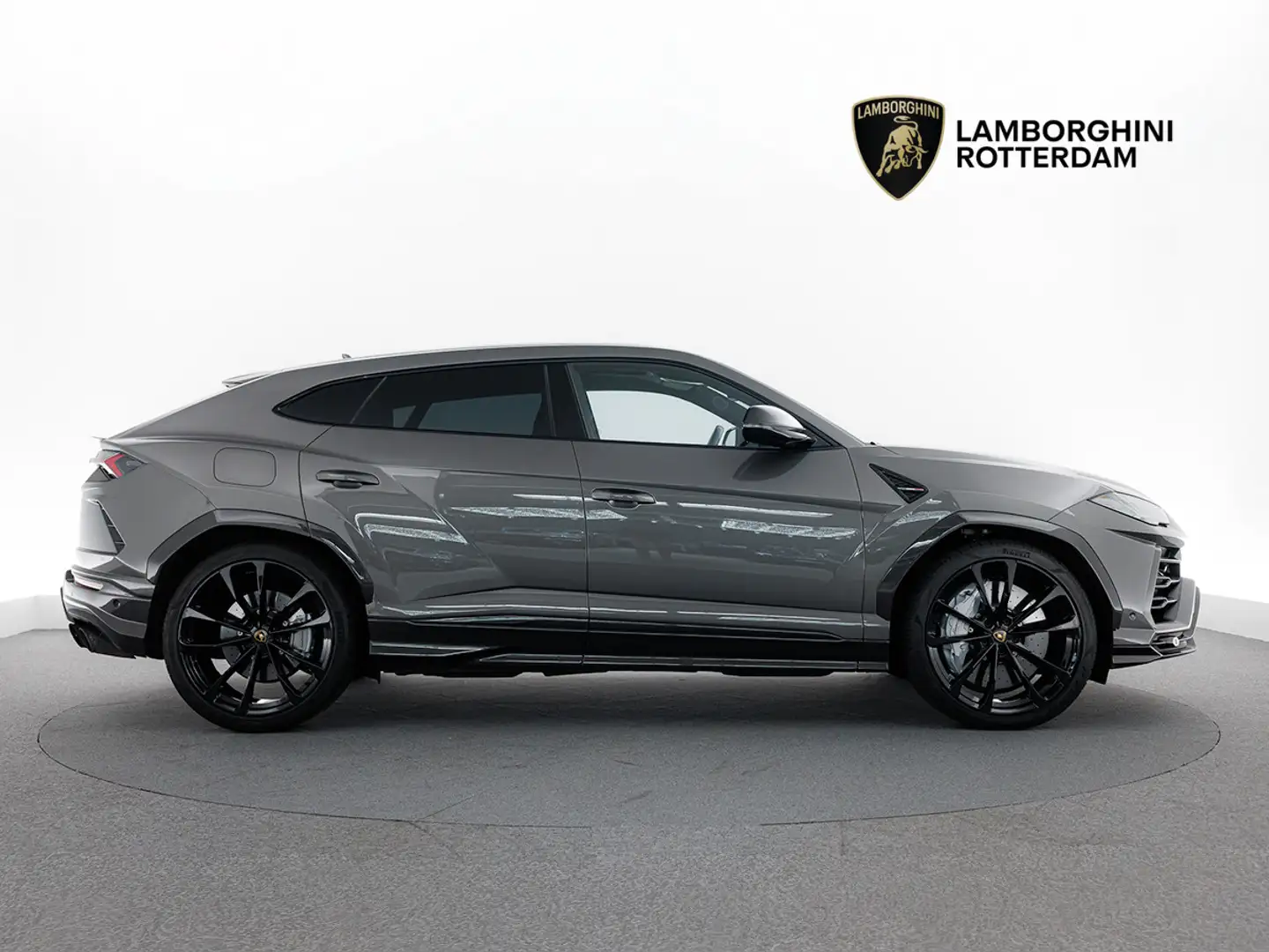 Lamborghini Urus Full Carbon ext + int I Pano roof Grijs - 2