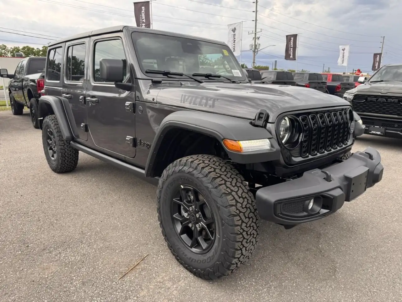 Jeep Wrangler photo Jeep Wrangler