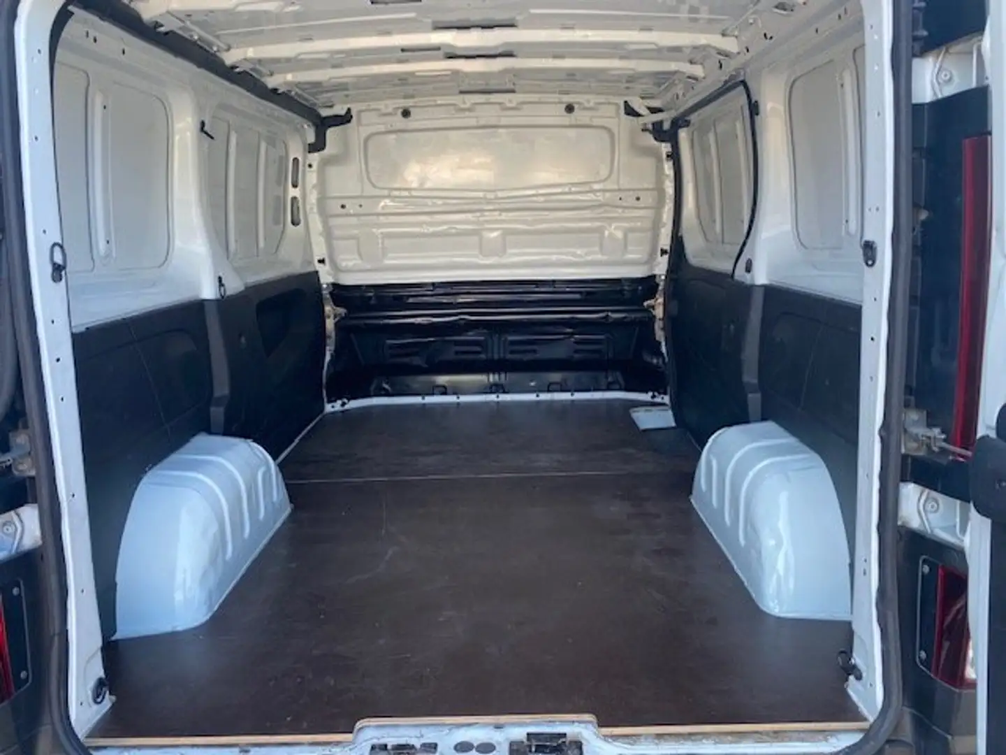 Fiat Talento 2.0 MTJ 120 CV L1H1 Weiß - 1