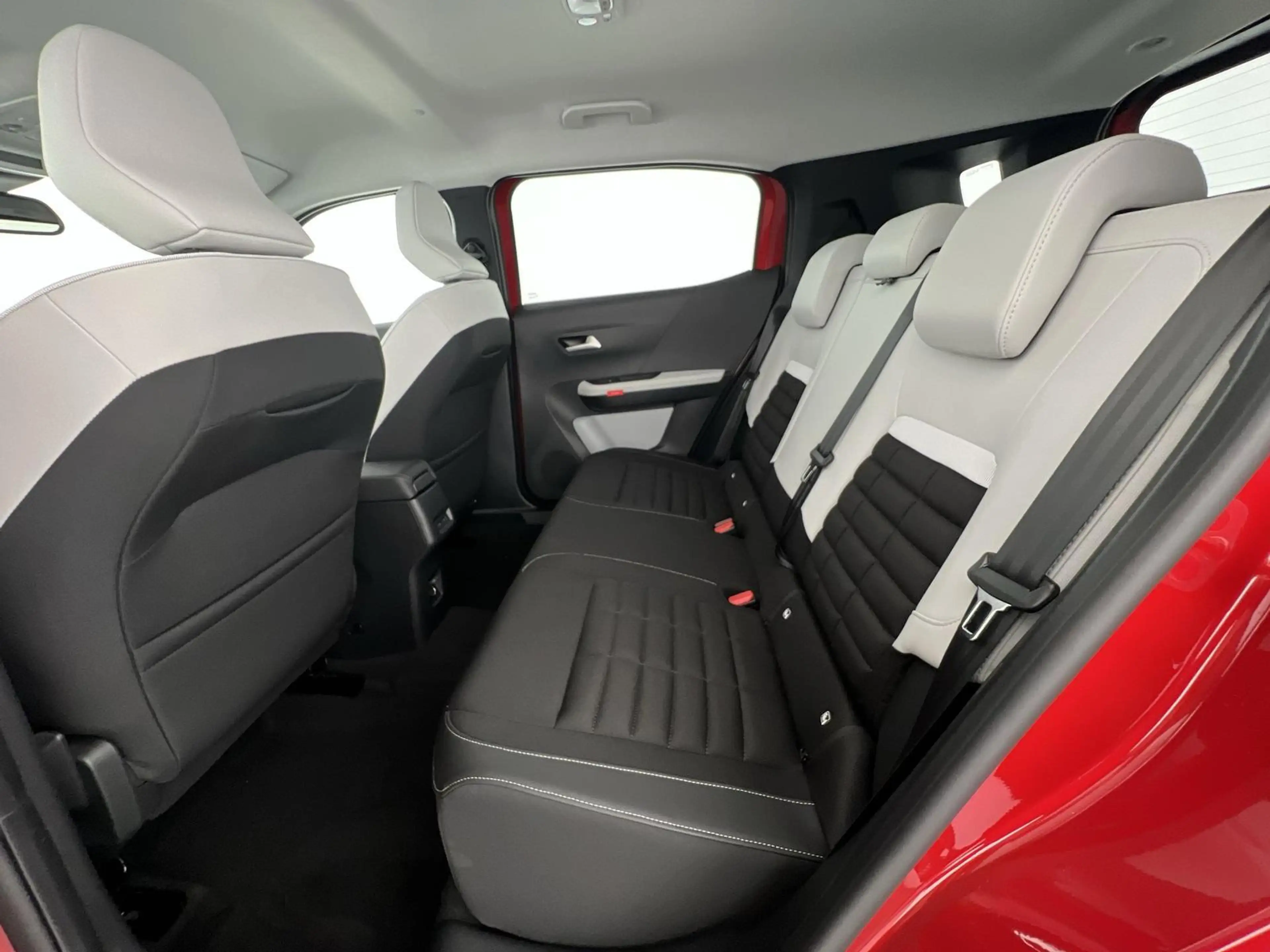 Citroen C3 Aircross Hybrid MAX 1.2*NAVI*LHZ*RFK*uvm — photo 9