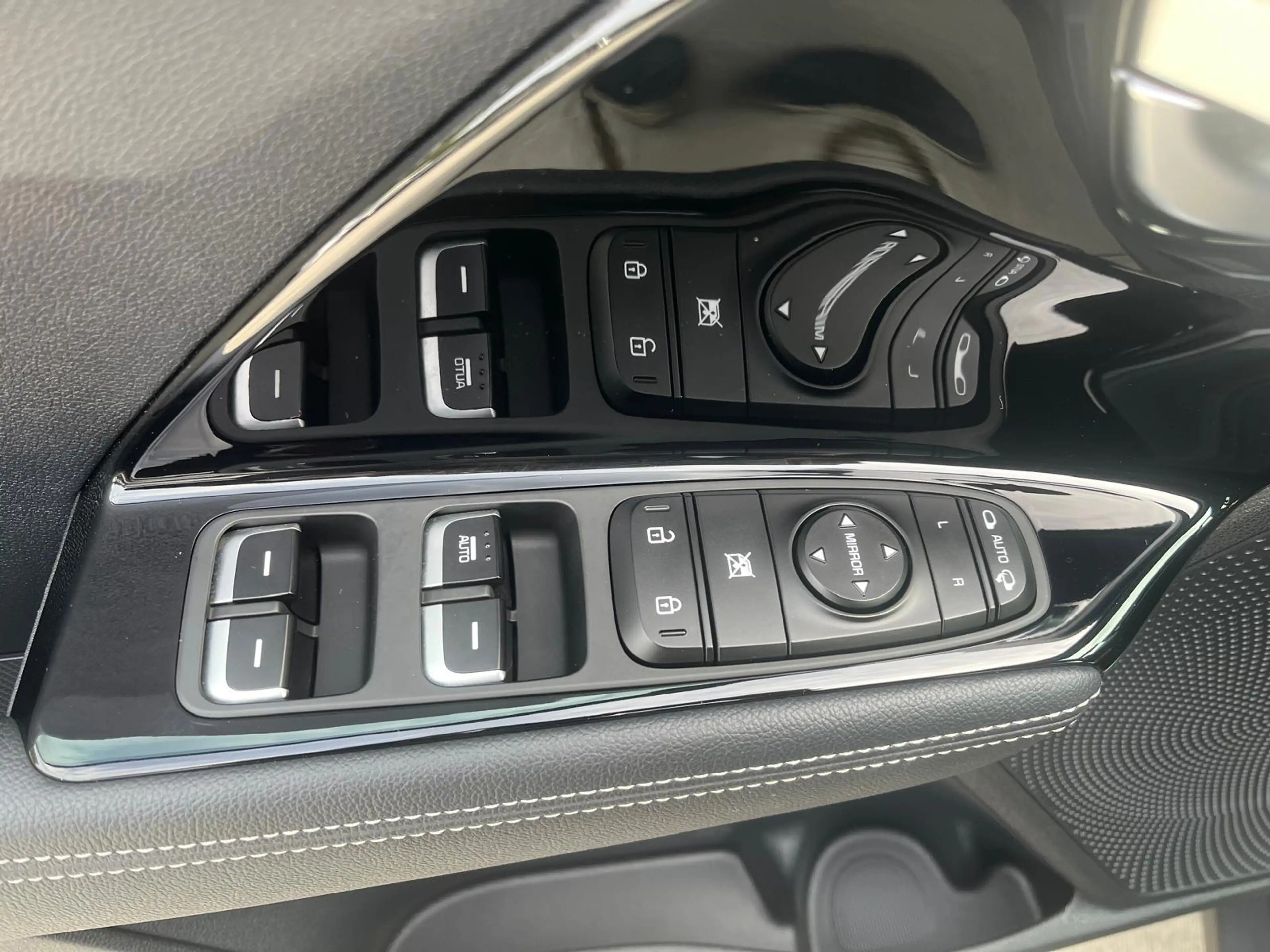 Kia Niro 1.6 GDi PHEV DynamicLine | Adaptive Cruise | Camer — photo 12