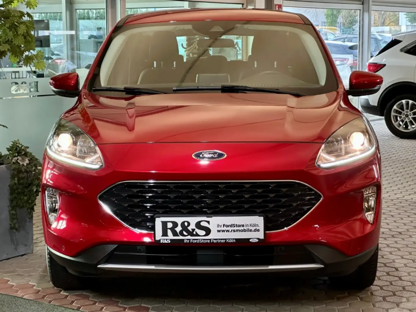 Ford Kuga Cool&Connect+Automatik+PDC+Navi+Winter-P. Rojo - 2