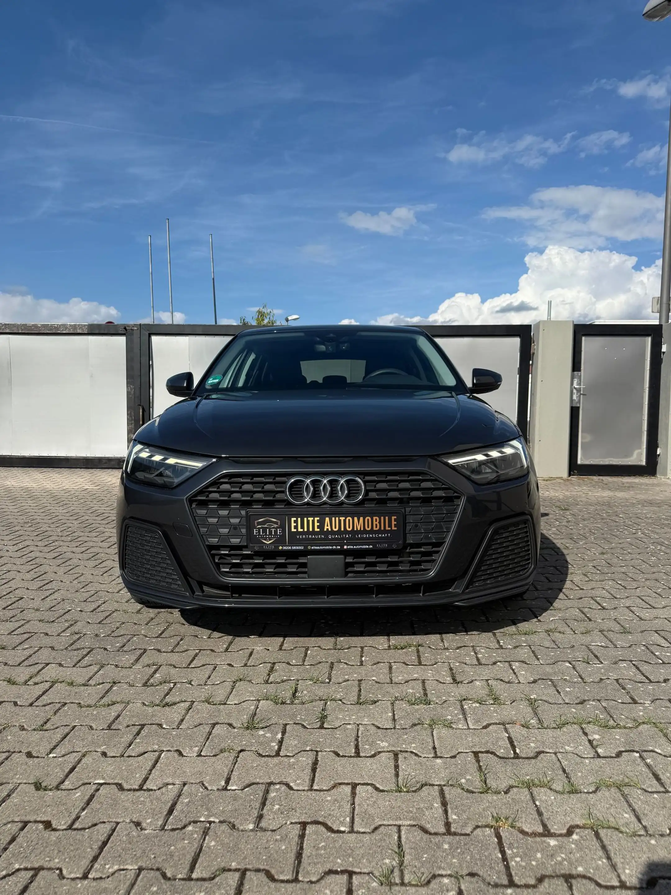 Audi A1 25 TFSI basis — photo 3