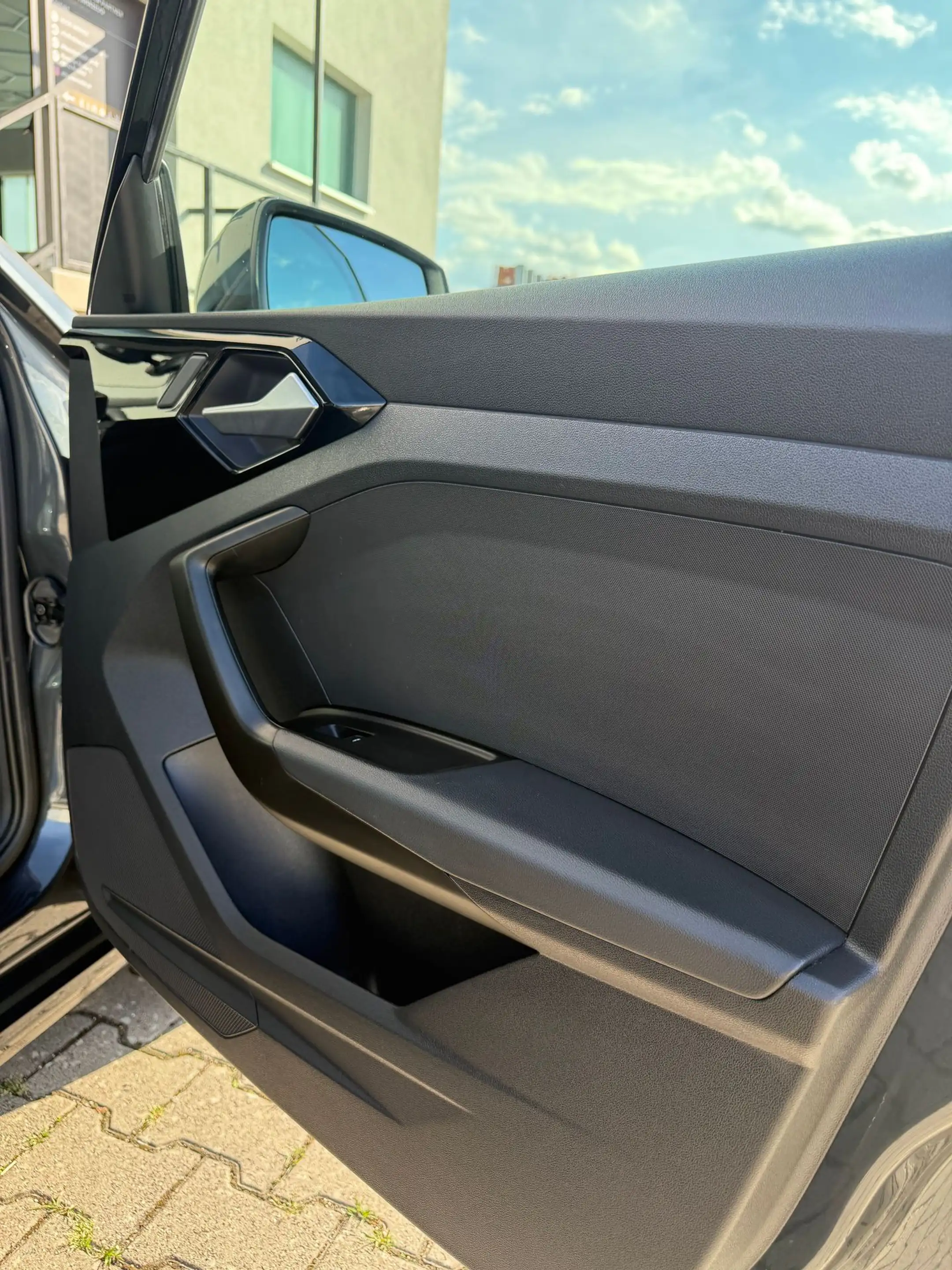 Audi A1 25 TFSI basis — photo 13