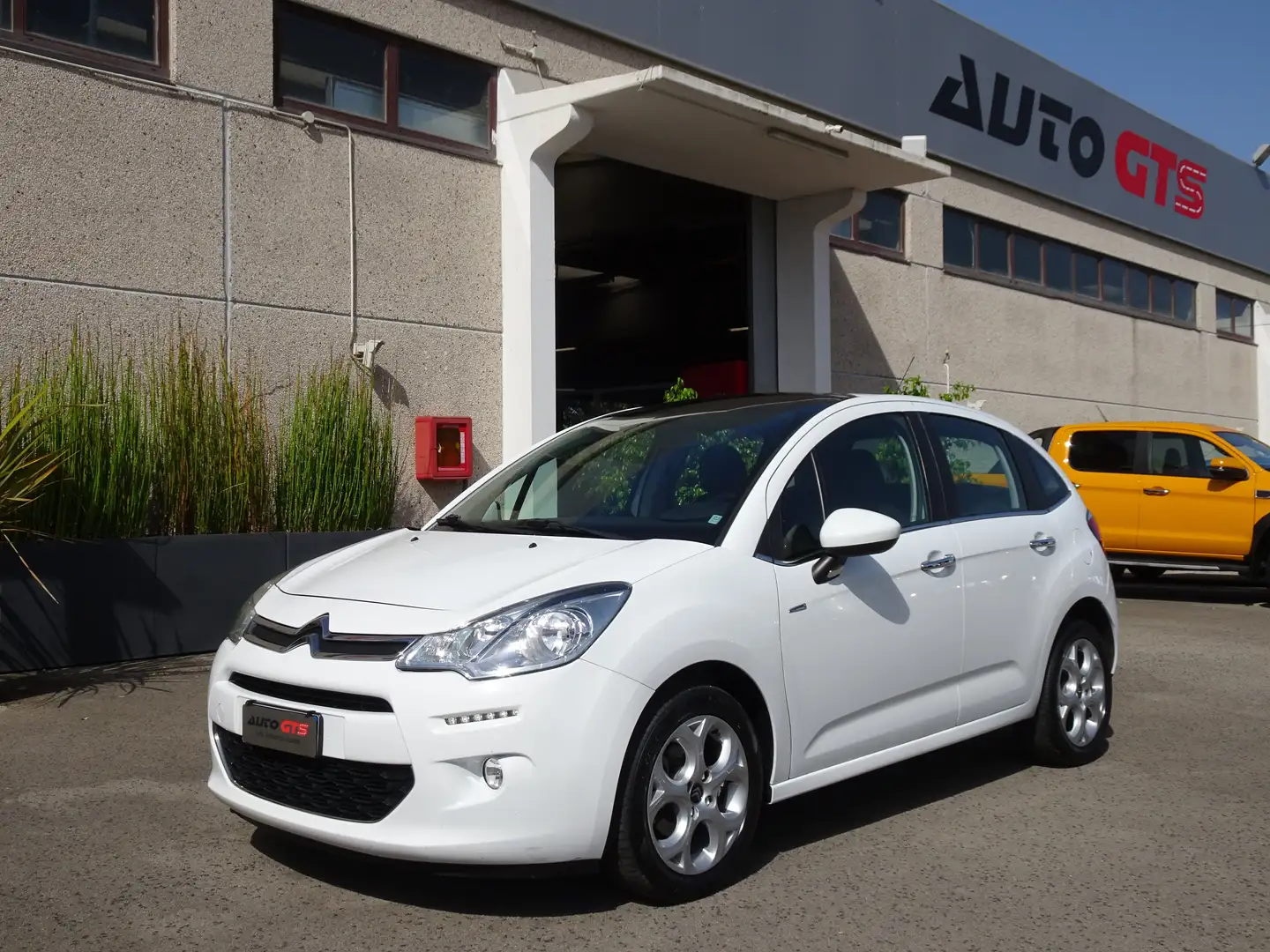 Citroen C3 C3 1.6 bluehdi Exclusive 75cv Bianco - 1