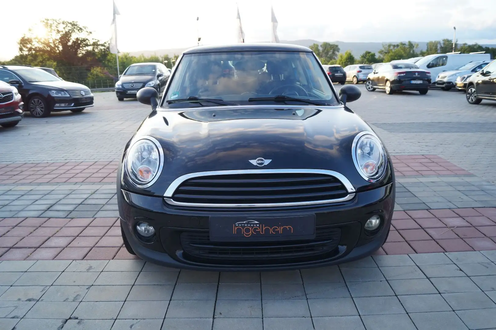 MINI One Klimaautomatik SHZ Euro 5 Alufelgen Schwarz - 2