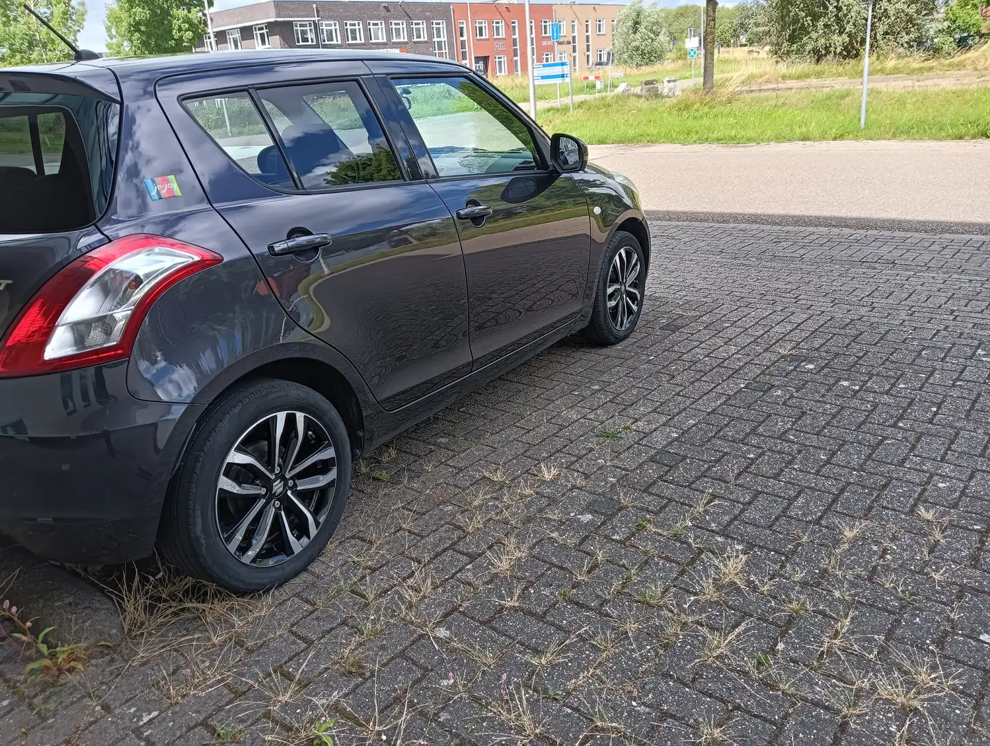 Suzuki Swift STYLE. navigatie. cruise control. stoelverwarming. - 2