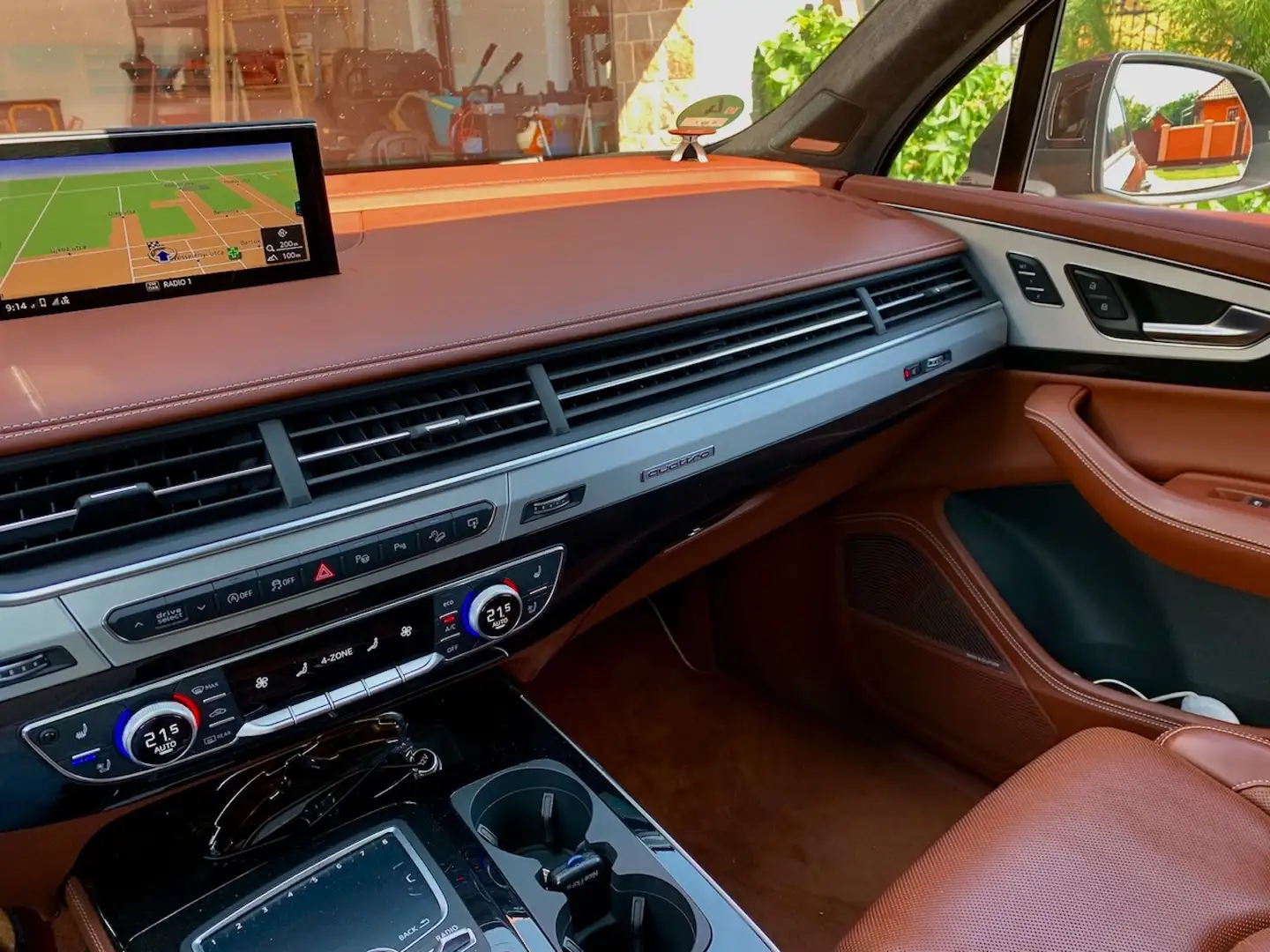 Audi SQ7 Absolut Voll + Exclusive + super gepflegt - 2