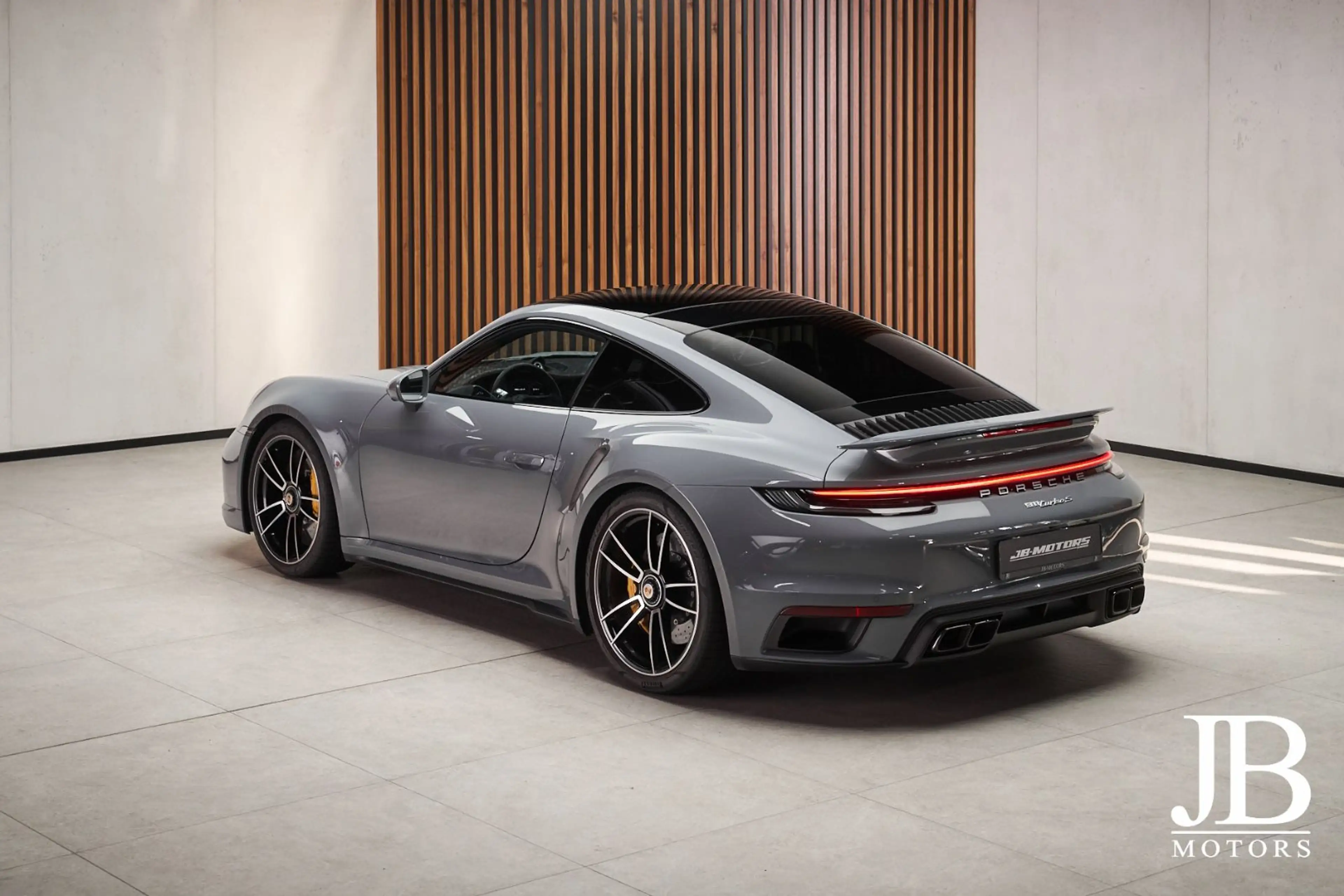 Porsche 992 .1 Turbo S Burmester Lift 360° Alcantara LED — photo 2